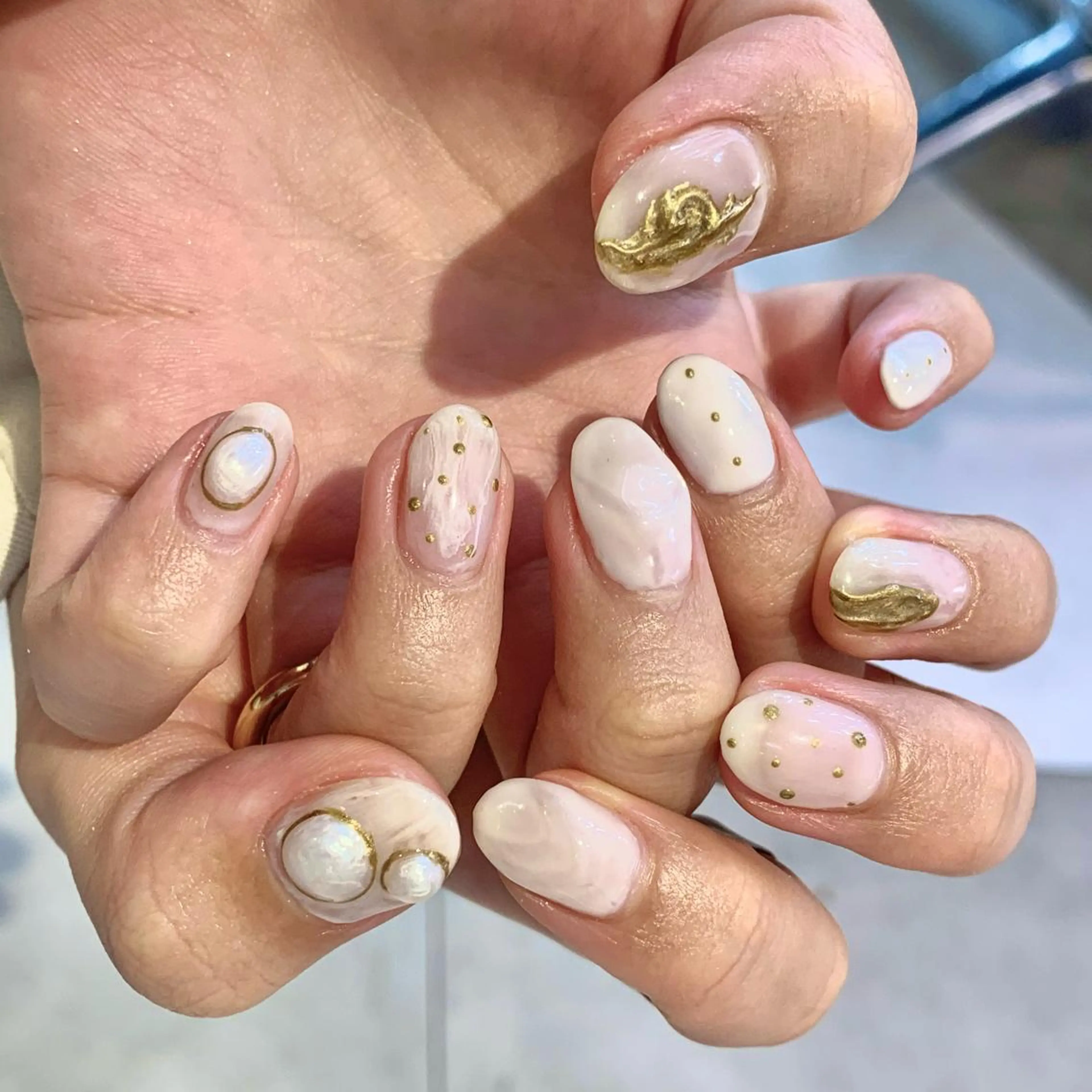 ネイル ホワイト ハンドネイル Kureha/ネイル トレンドヘアのヘアスタイル