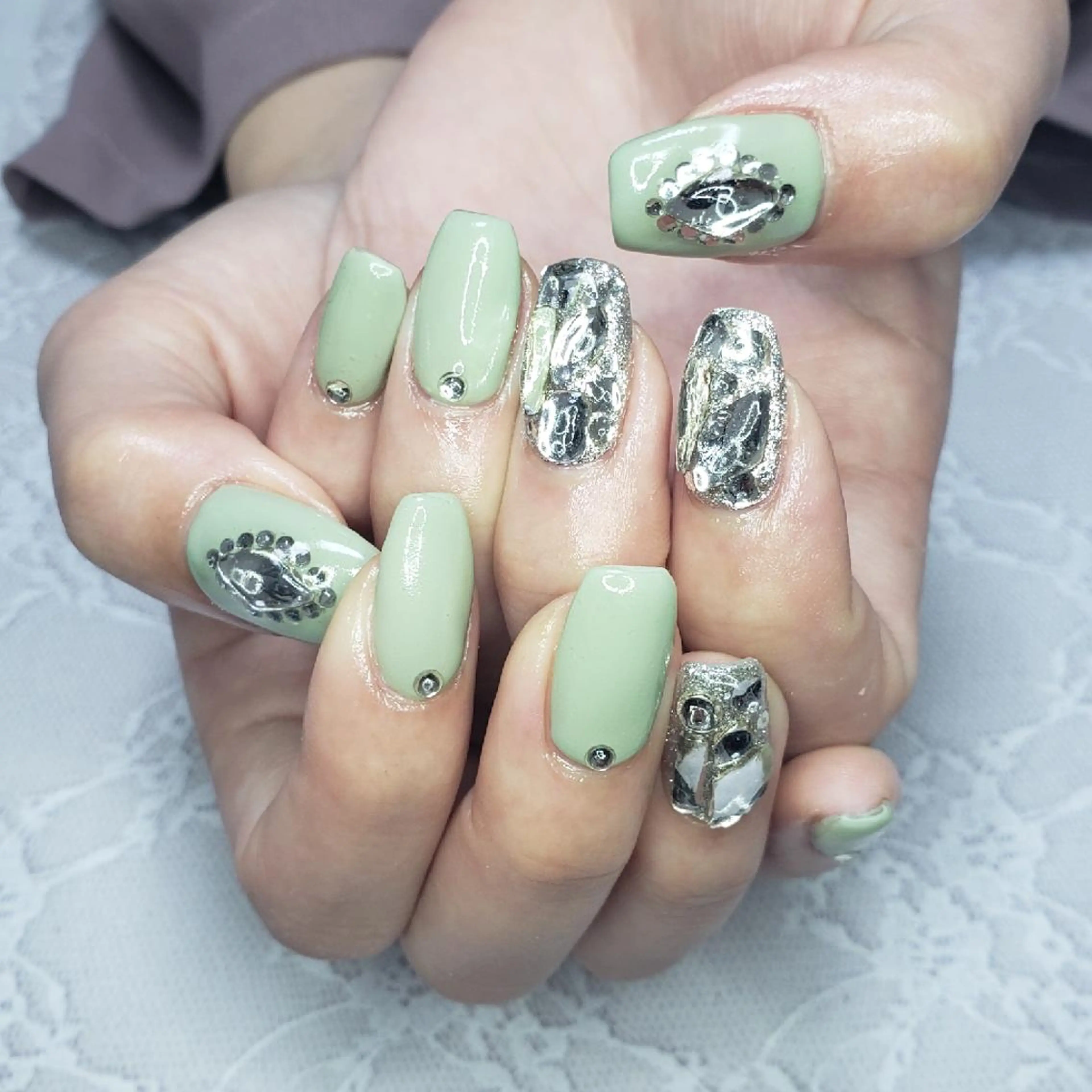 ネイル ビジュード ネイルのネイルデザイン