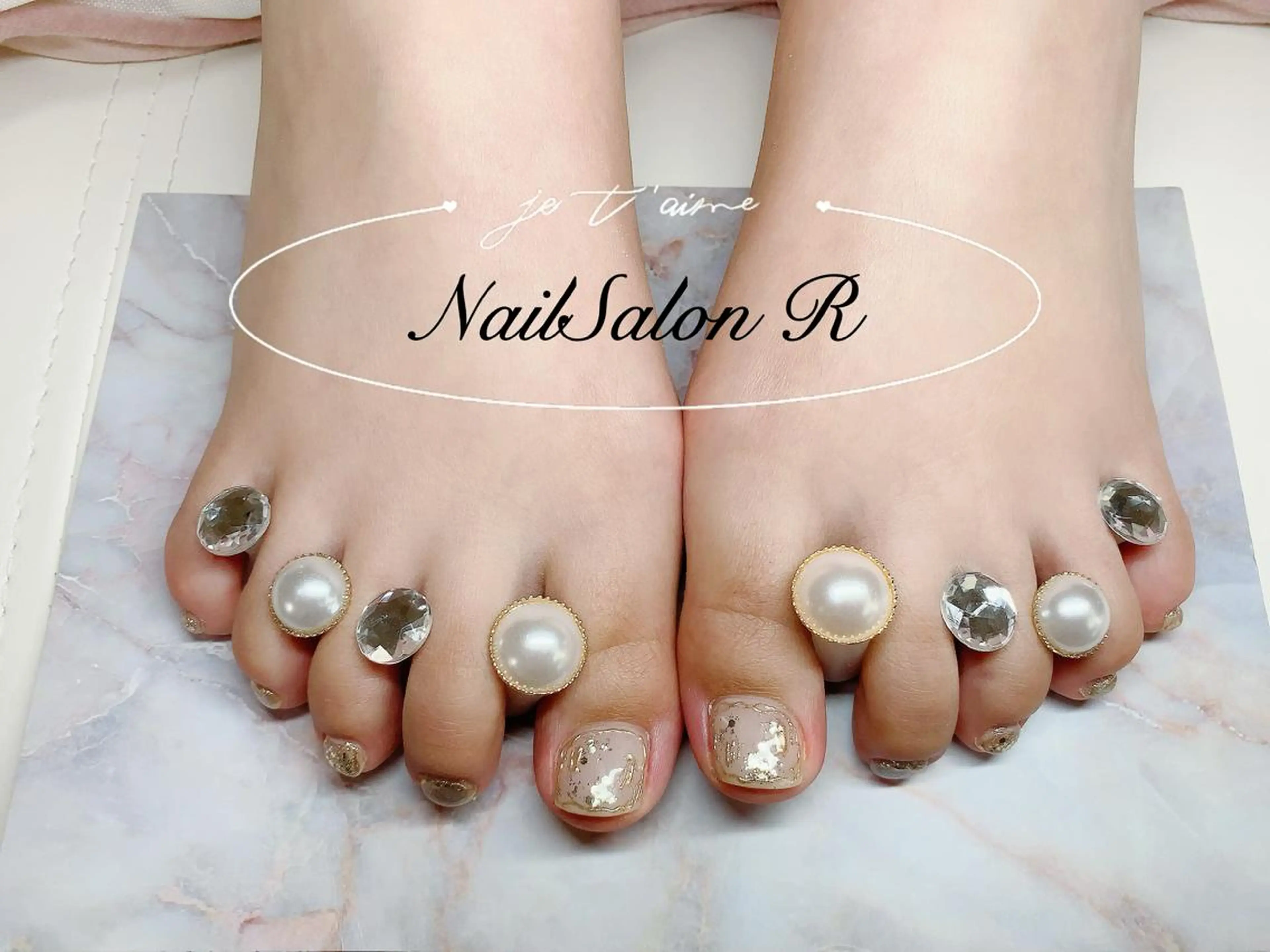 ネイル フットネイル NailSalon R(ネイルサロンアール)所属・NailSalonR 宮里のネイルデザイン