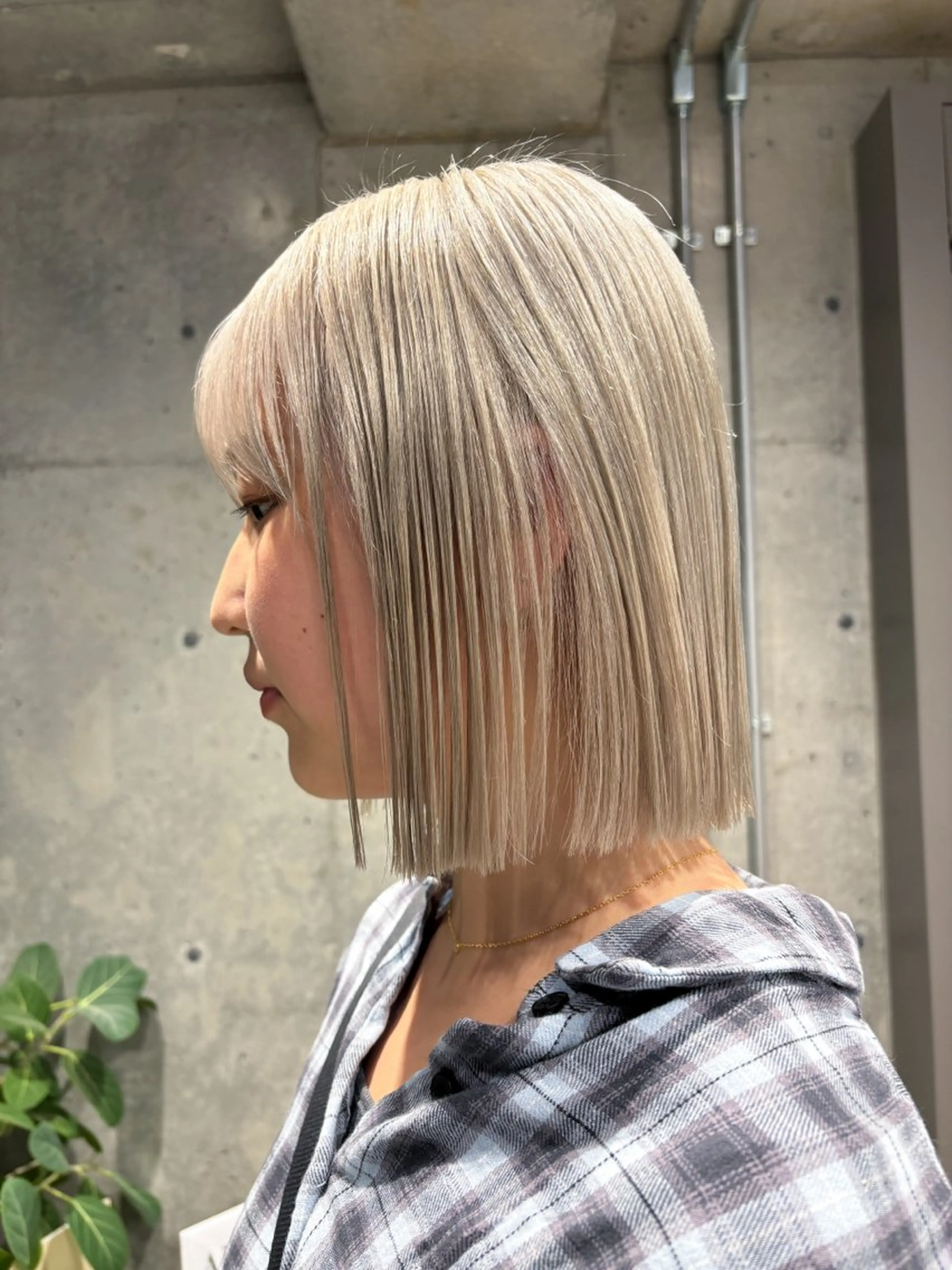 🟤ご新規クーポン🟤ブリーチ込み艶ダブルカラー＋トリートメント】　#ホワイトブロンド　ブロンドベージュ　くすみベージュの写真