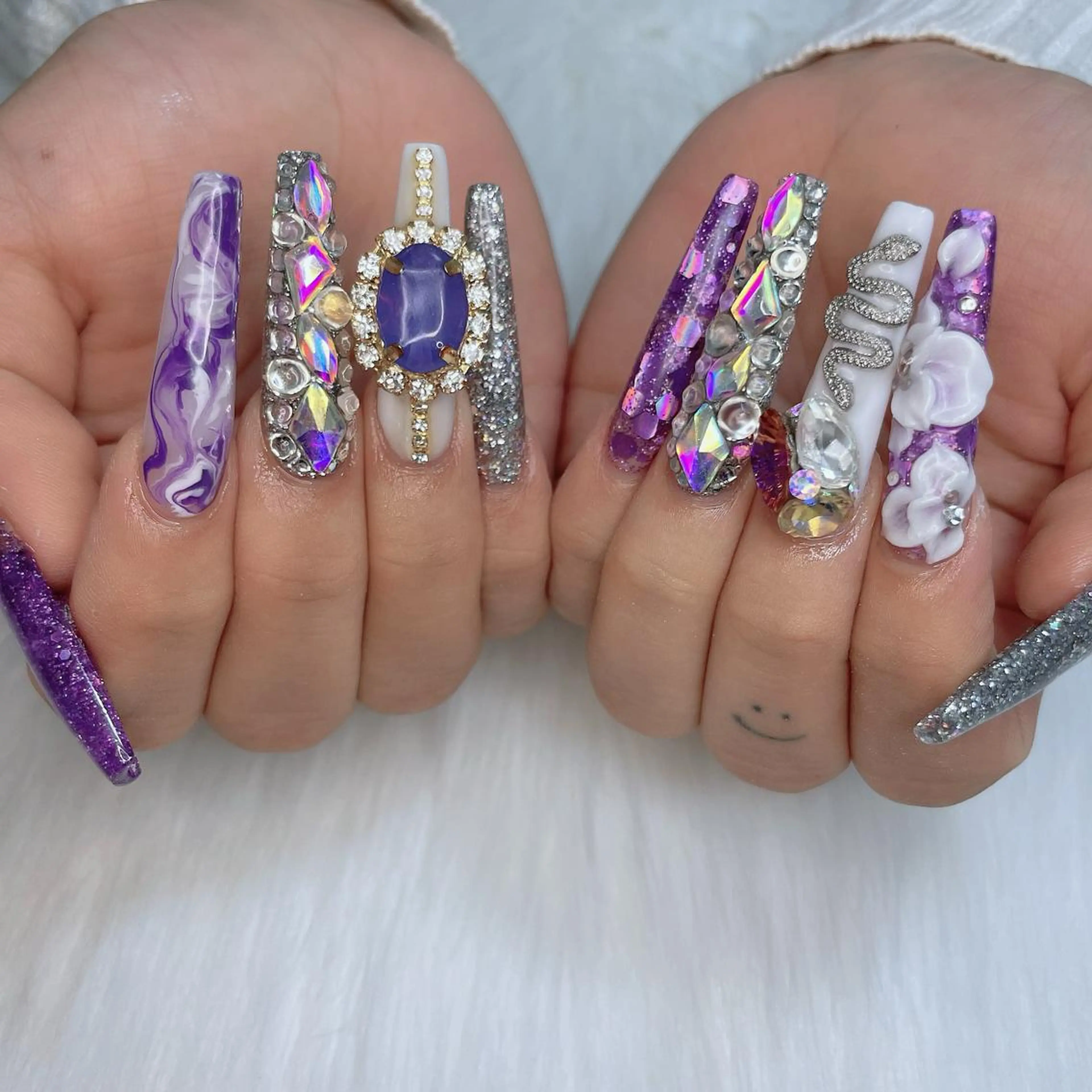 ネイル ロングネイル ハンドネイル salon de belnetta所属・kayo 💅のネイルデザイン