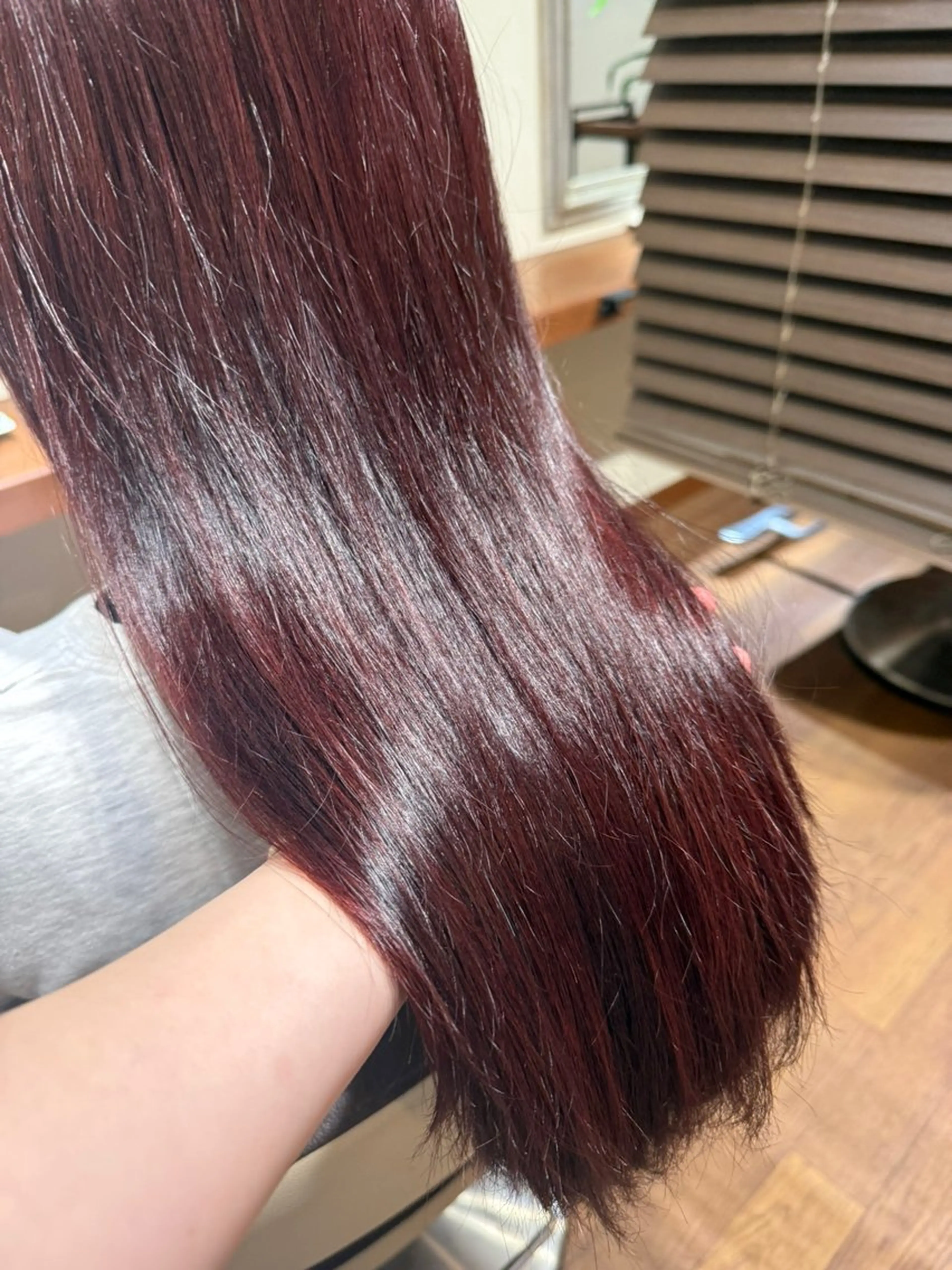 ロング カラー ブリーチ ブラウンカラー ブリーチなしカラー ピンクカラー ピンクブラウン ヘアカラー トリートメント RINA .のヘアスタイル