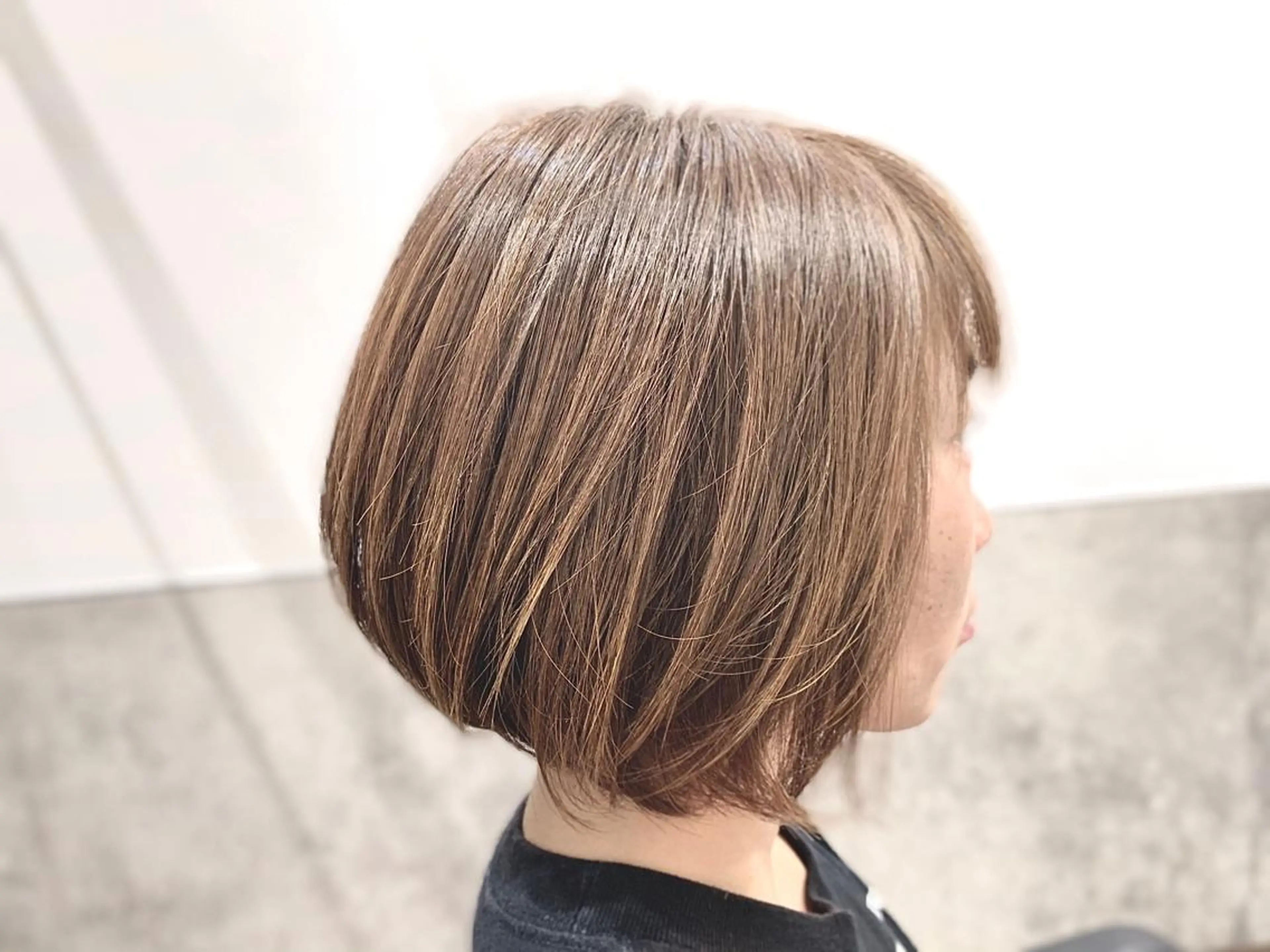 ショート カラー イガラシ ジュン/髪質改善のヘアスタイル