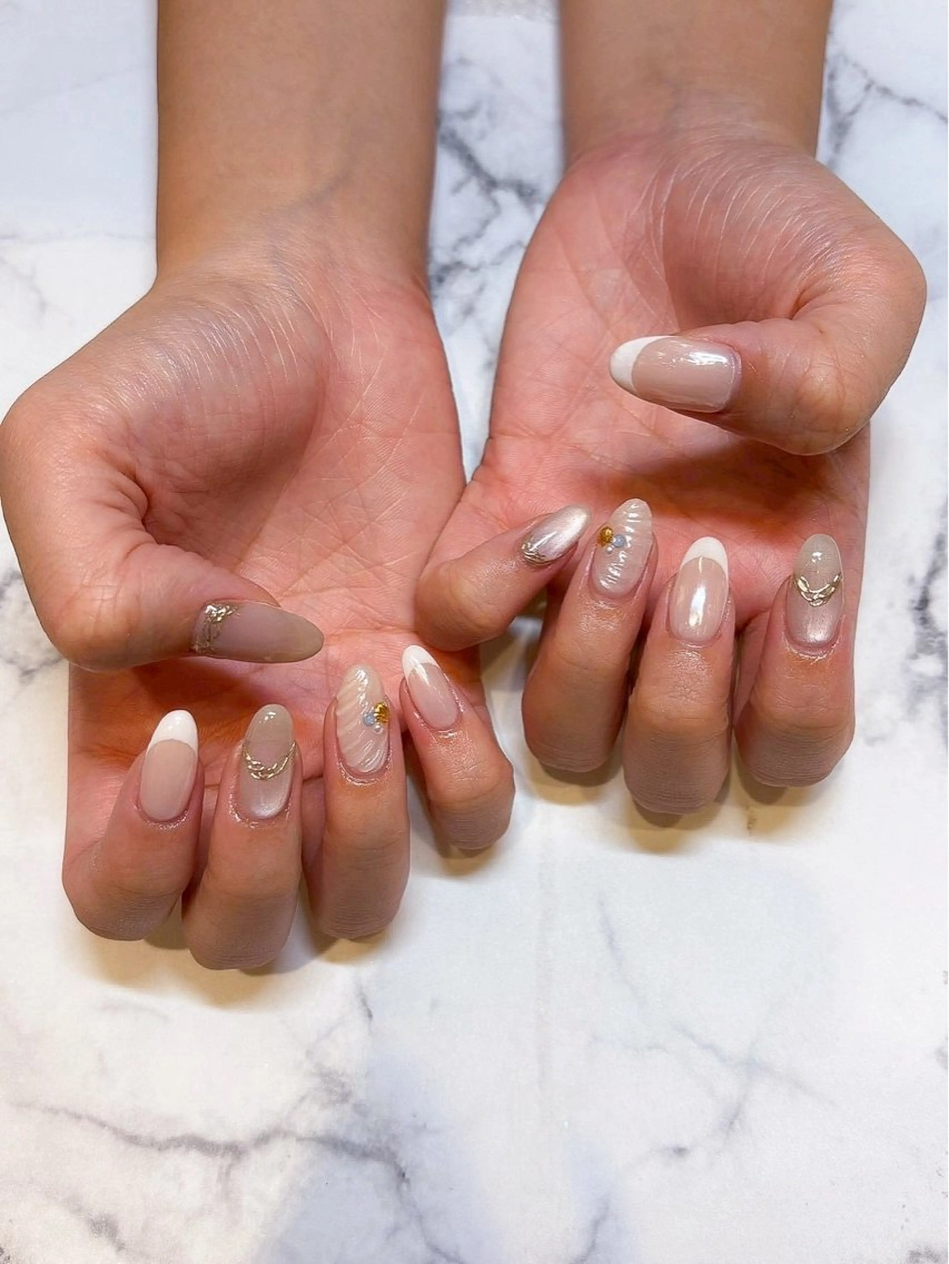 ネイル 🦋LOA🦋 店長 KURUMIのネイルデザイン