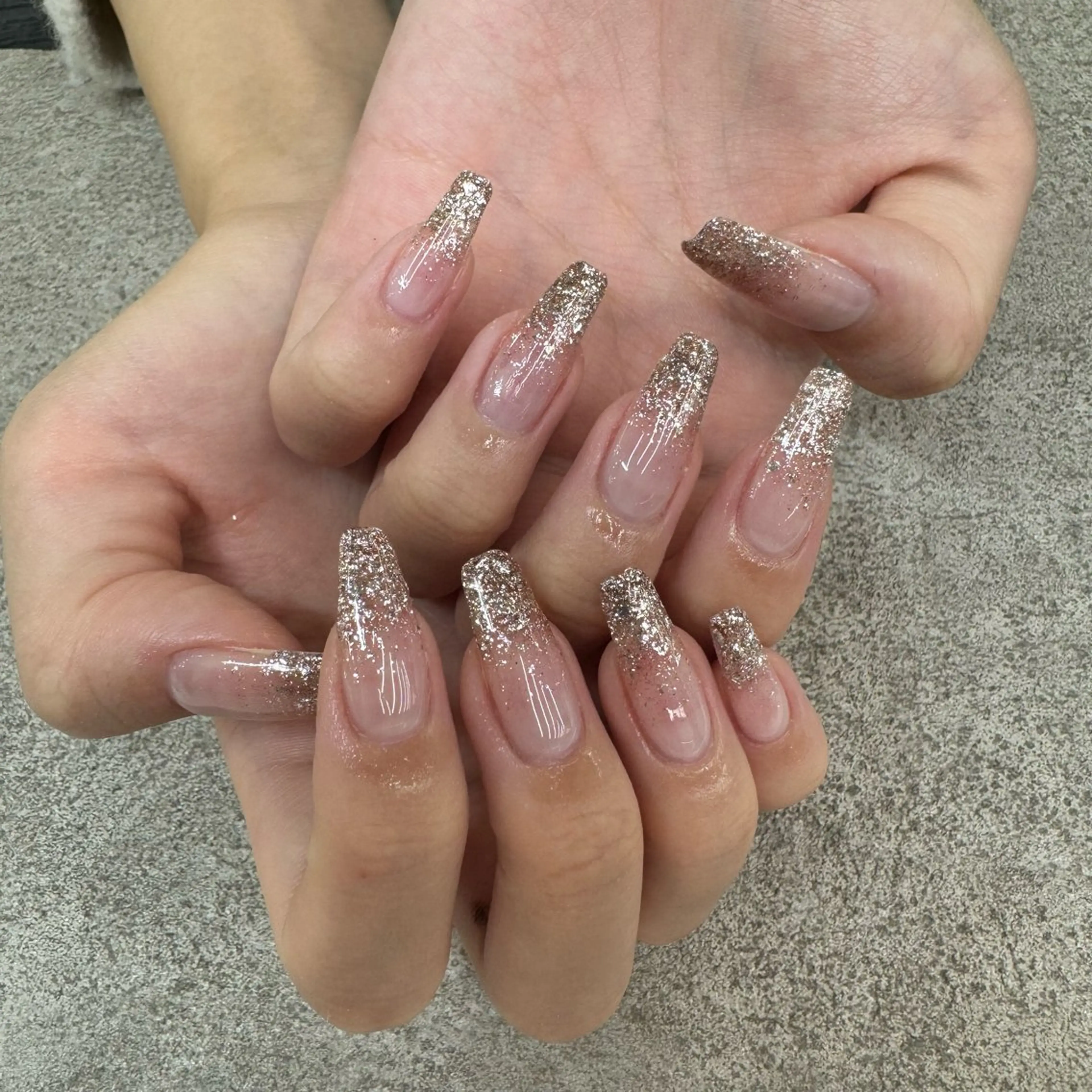 ネイル グラデーション MAXKELLY SAEのネイルデザイン