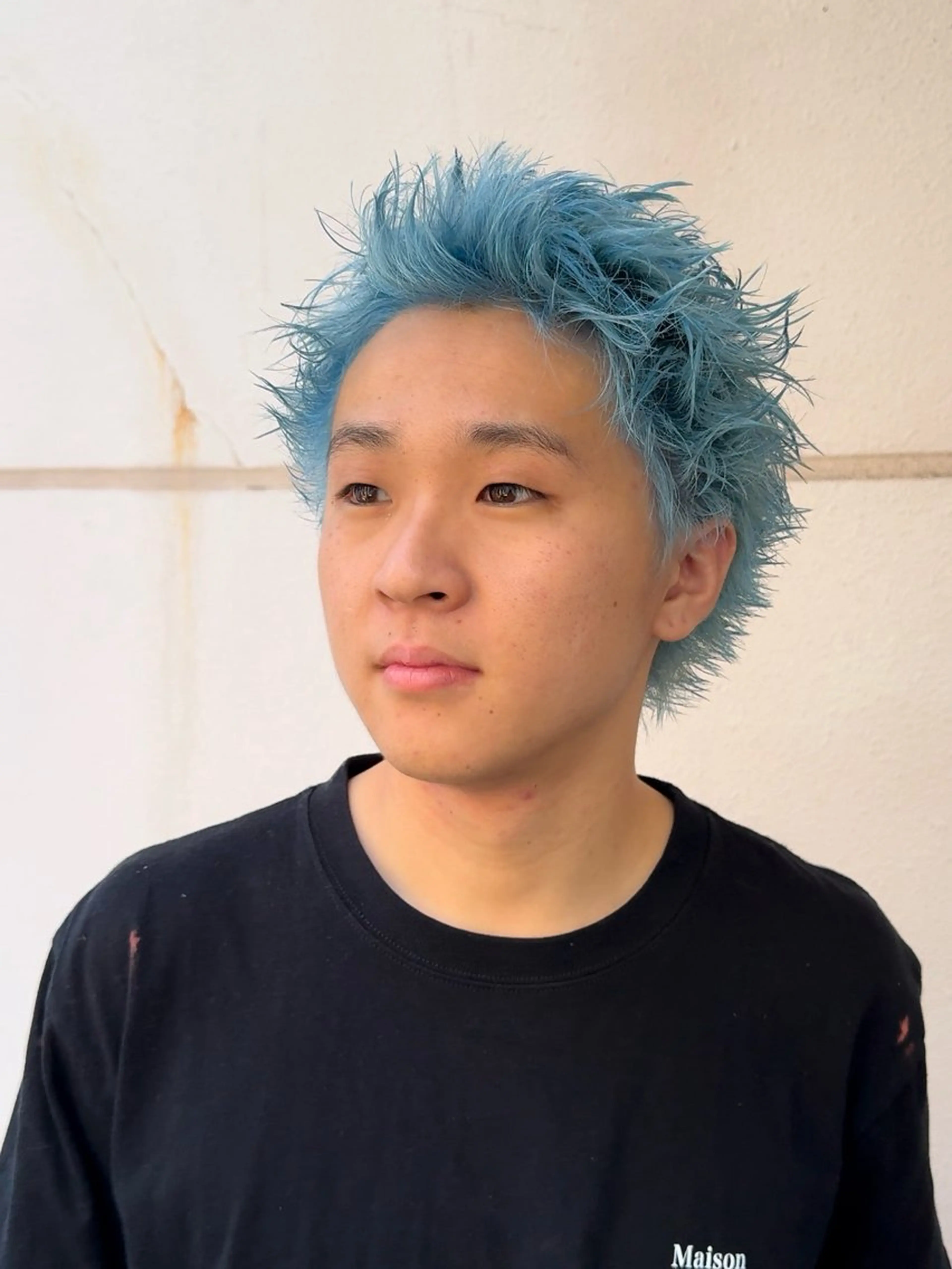 カラー メンズ メンズブリーチ メンズ韓国風 スパイキーショート アクアカラー ブリーチ 心斎橋ハイトーン特化 midori🍀のヘアスタイル