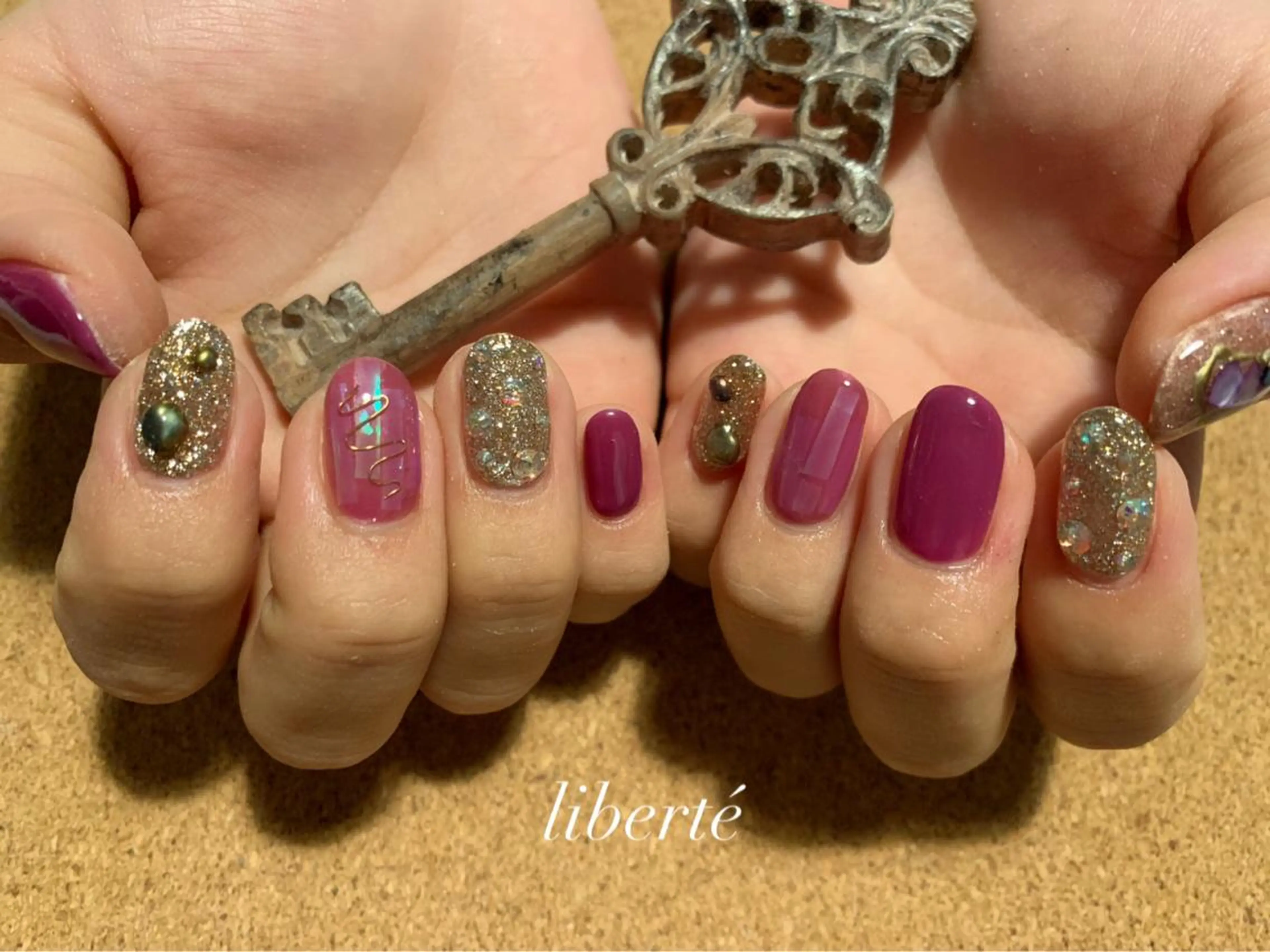 ネイル liberté (リベルテ)のネイルデザイン