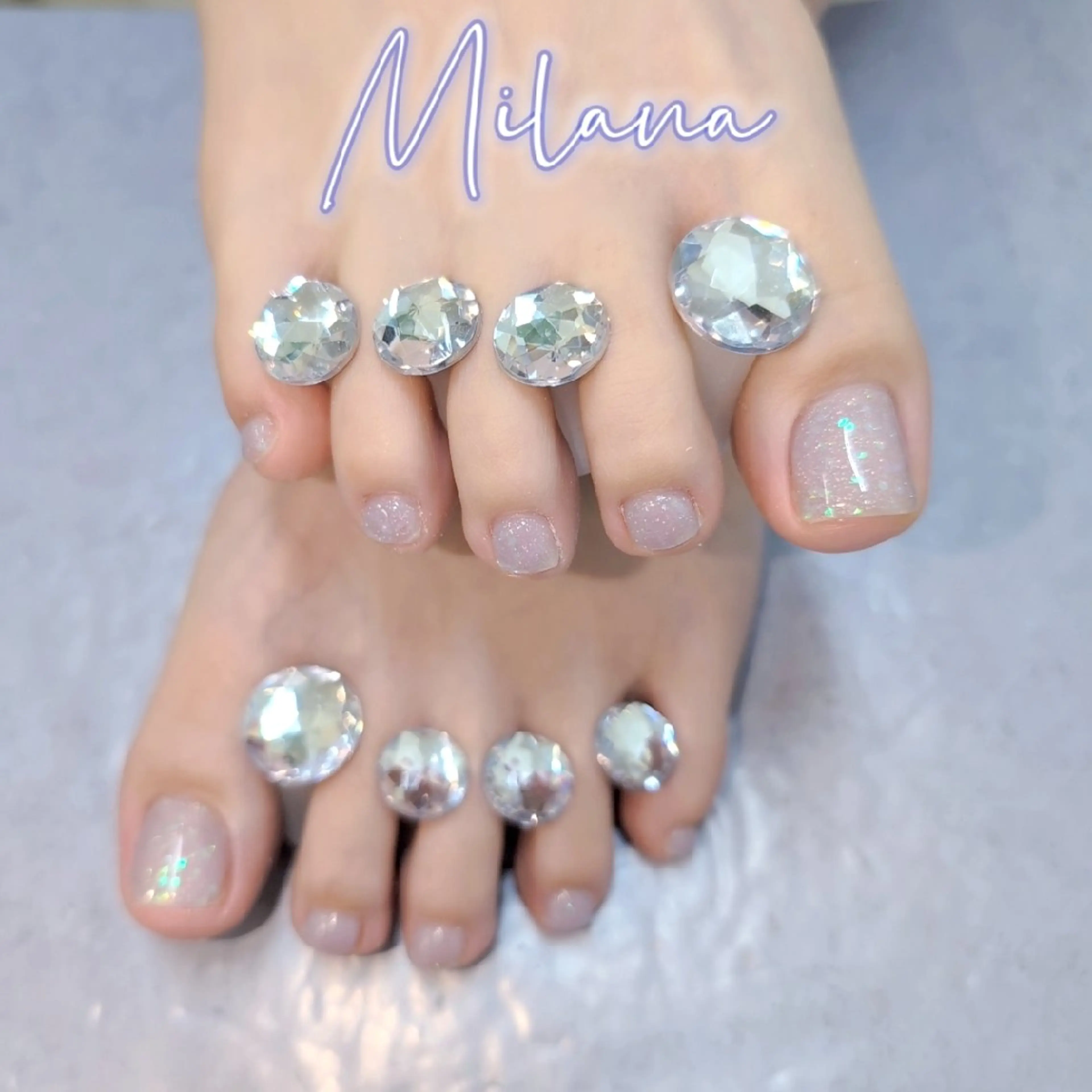 ネイル フットネイル ワンカラーネイル フットネイル Milana 川瀬のネイルデザイン