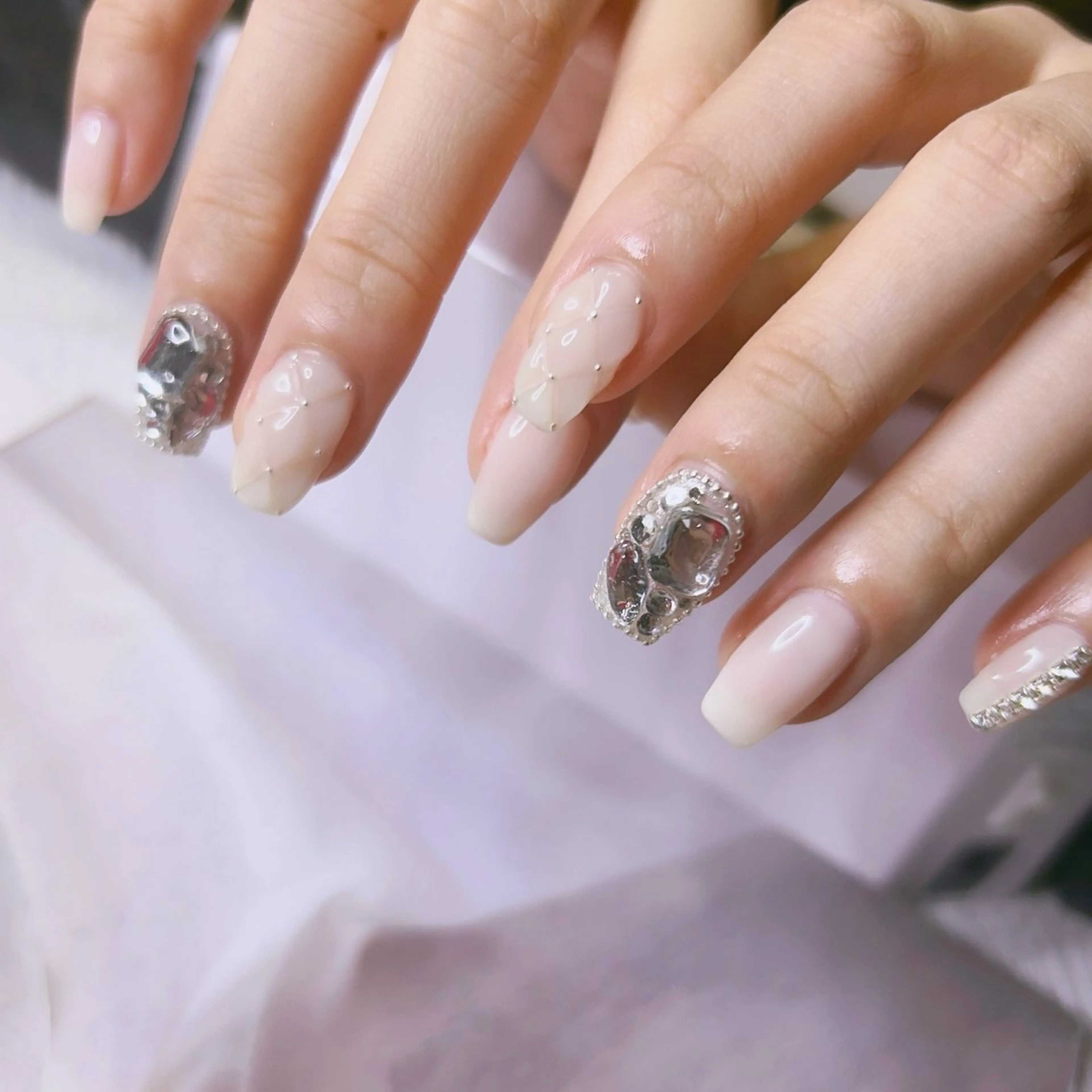 ネイル NOIROUGE所属・NOI ROUGEのネイルデザイン