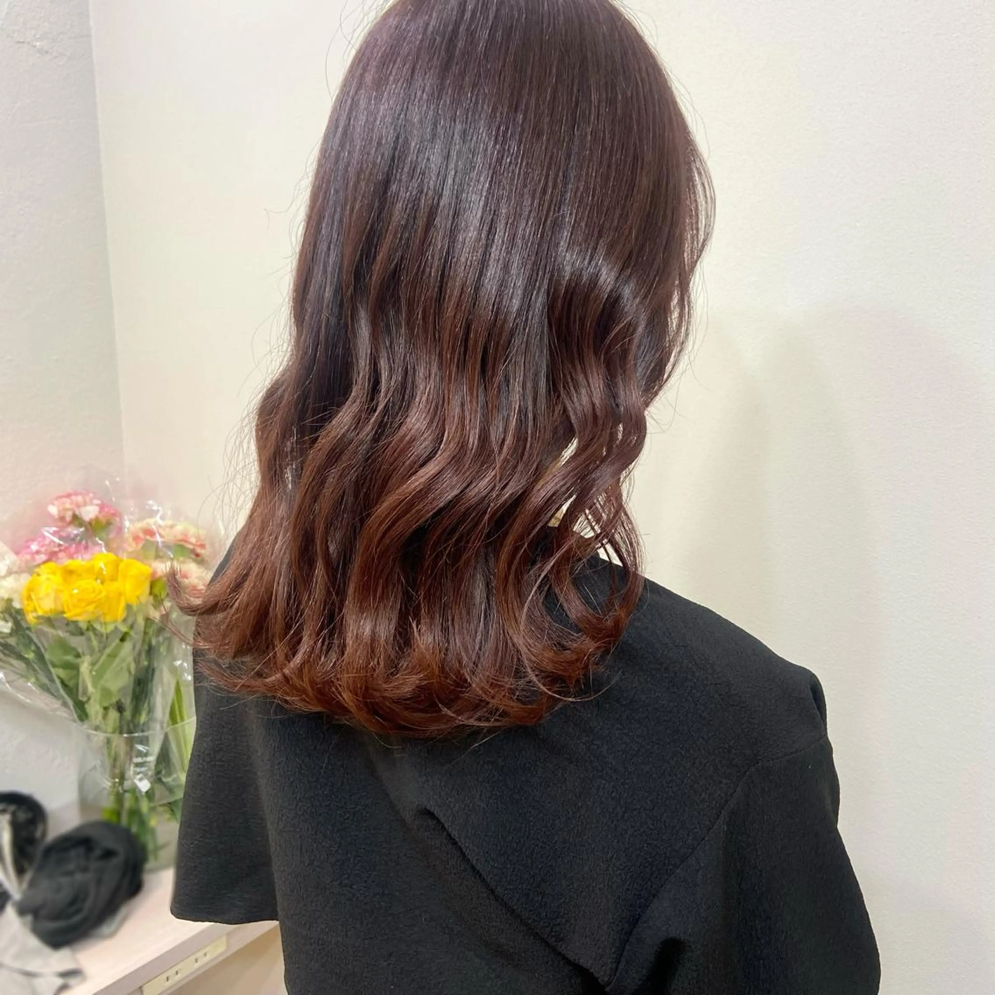 セミロング カラー ベージュカラー ブリーチ ケアブリーチ 透明感カラー ダブルカラー mai 🎀 / 梅田美容室のヘアスタイル