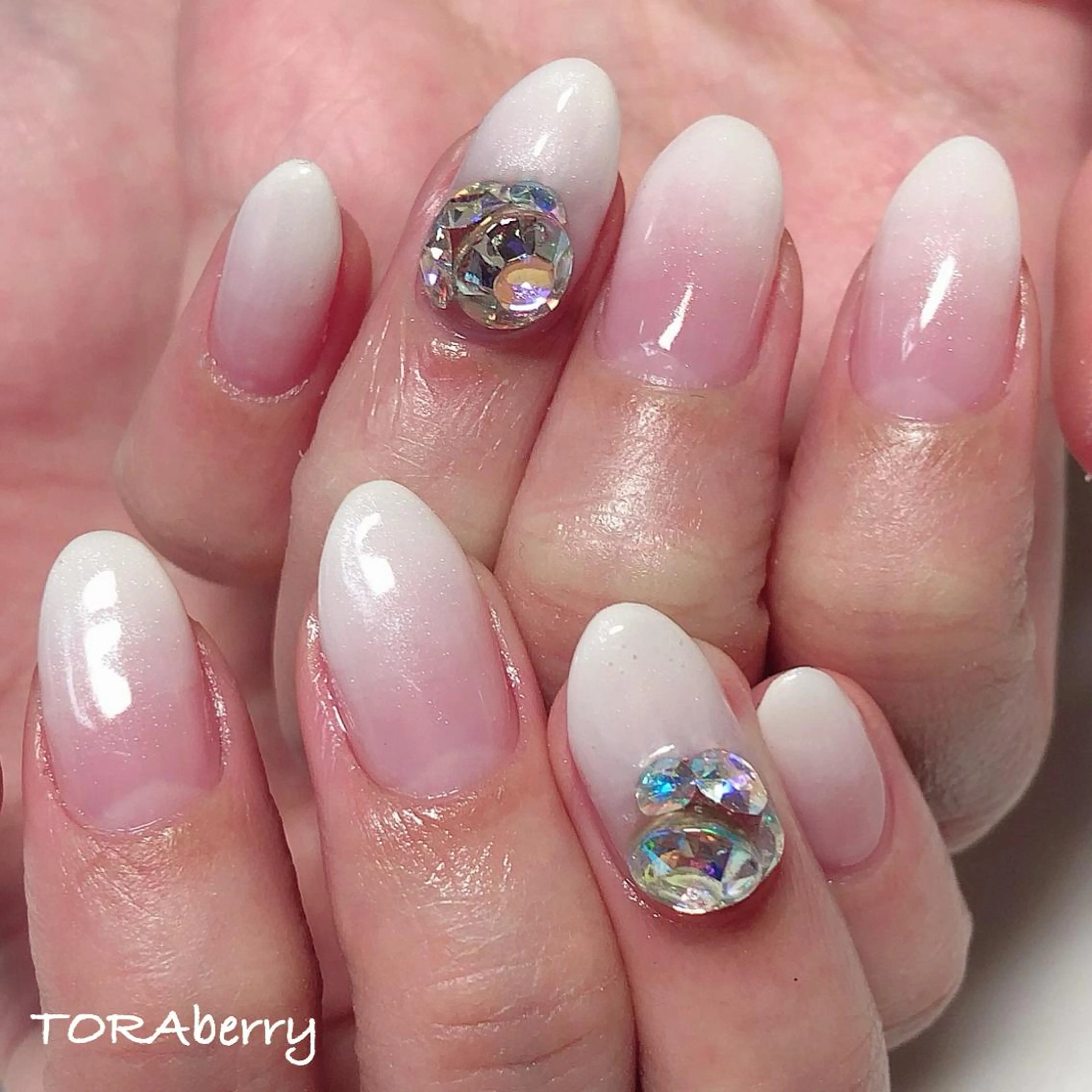 ネイル ハンドネイル ネイリスト なつみのネイルデザイン