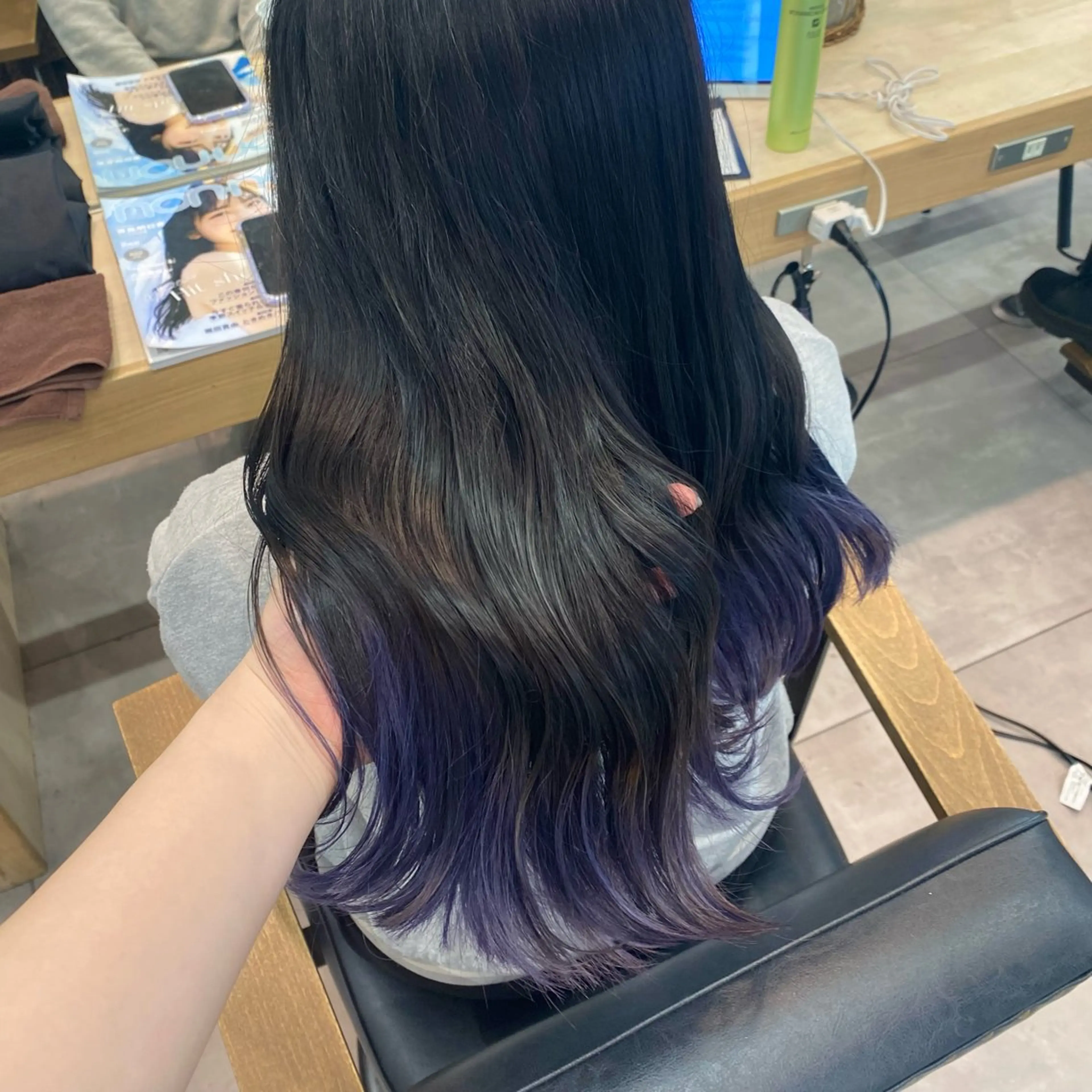 セミロング カラー ヘアカラー 韓国ヘア AINA🐱のヘアスタイル