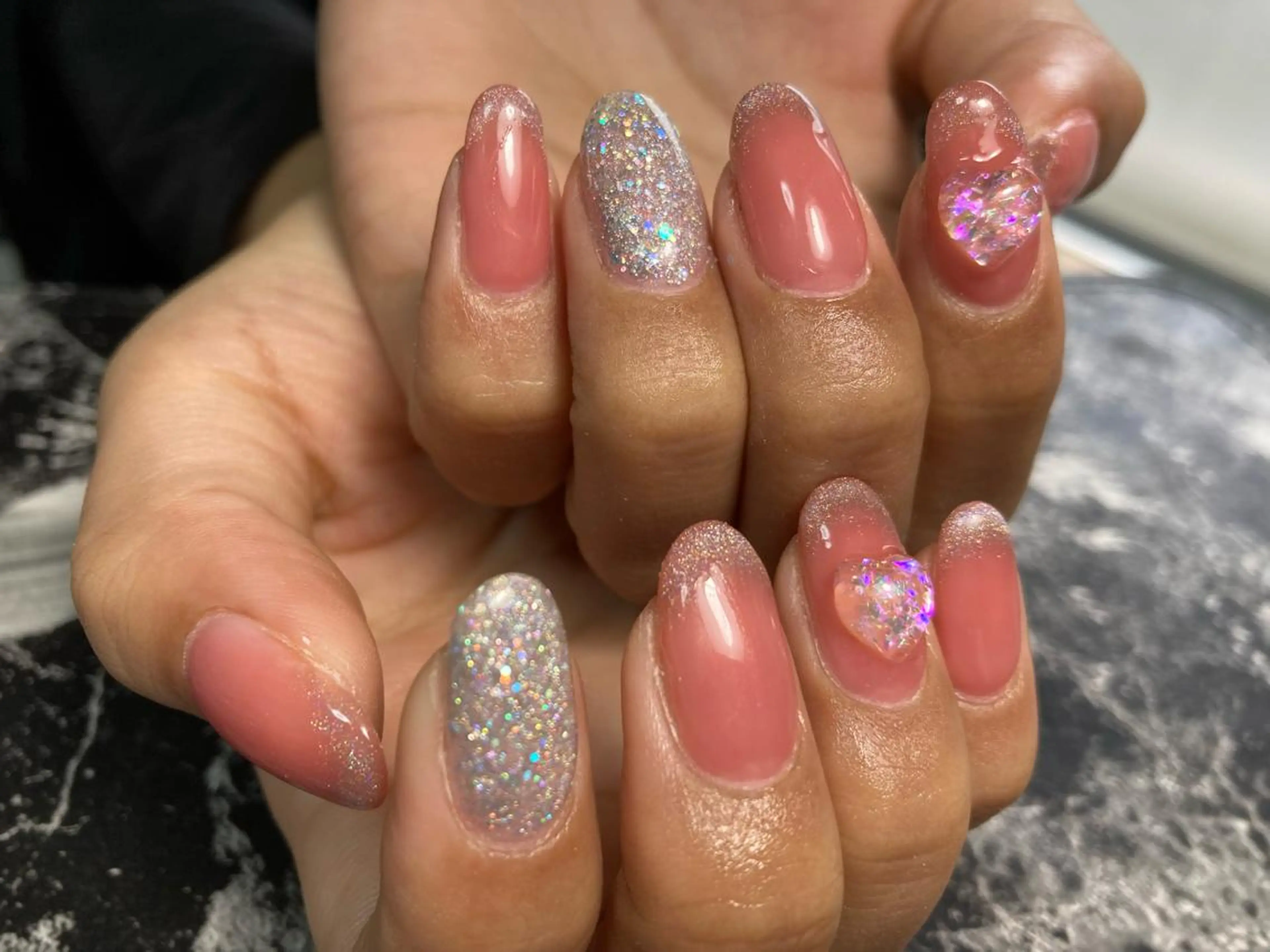 ミディアム ネイル ハンドネイル フットネイル ✴︎ Delightのネイルデザイン