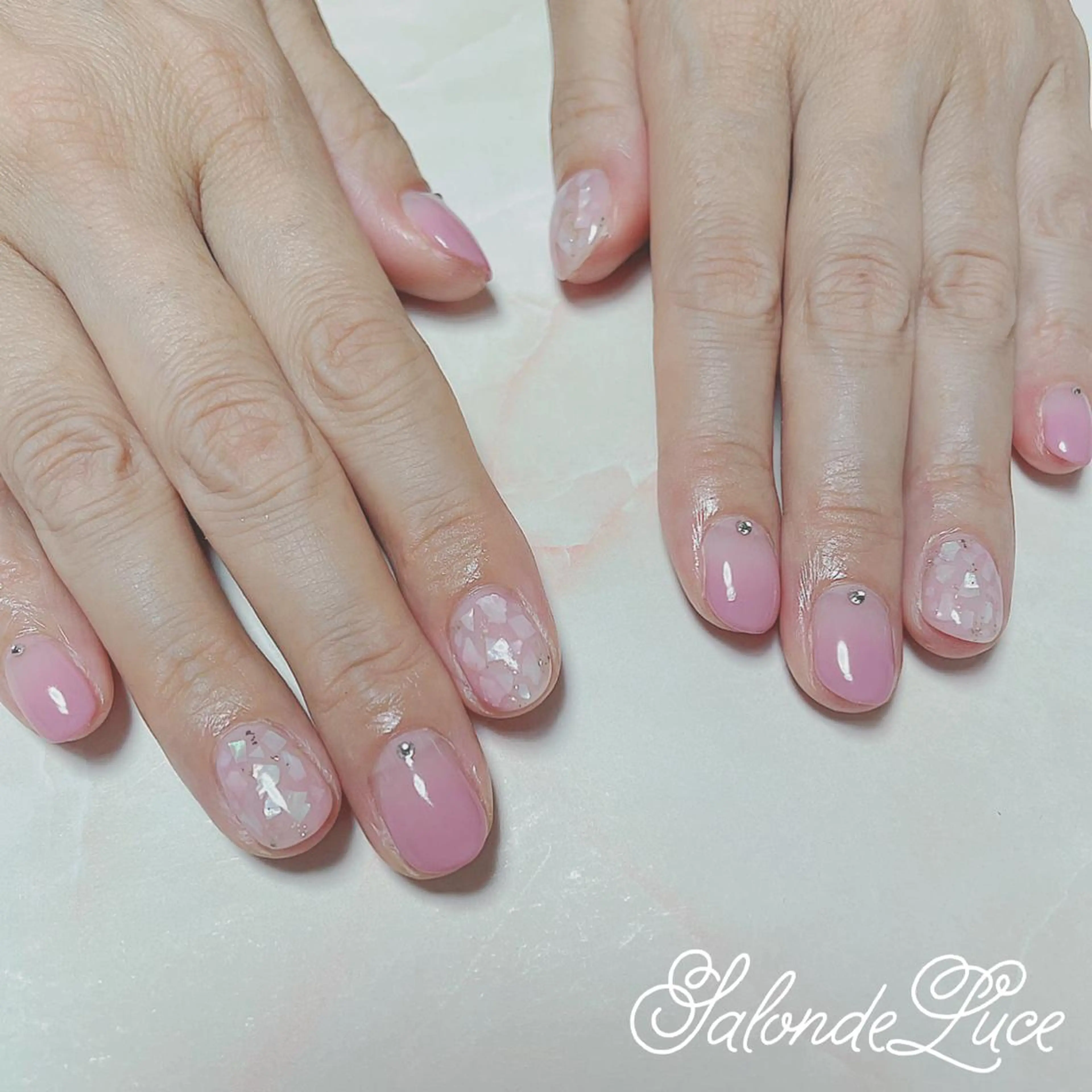 ネイル グラデーション Salon de Luceのネイルデザイン