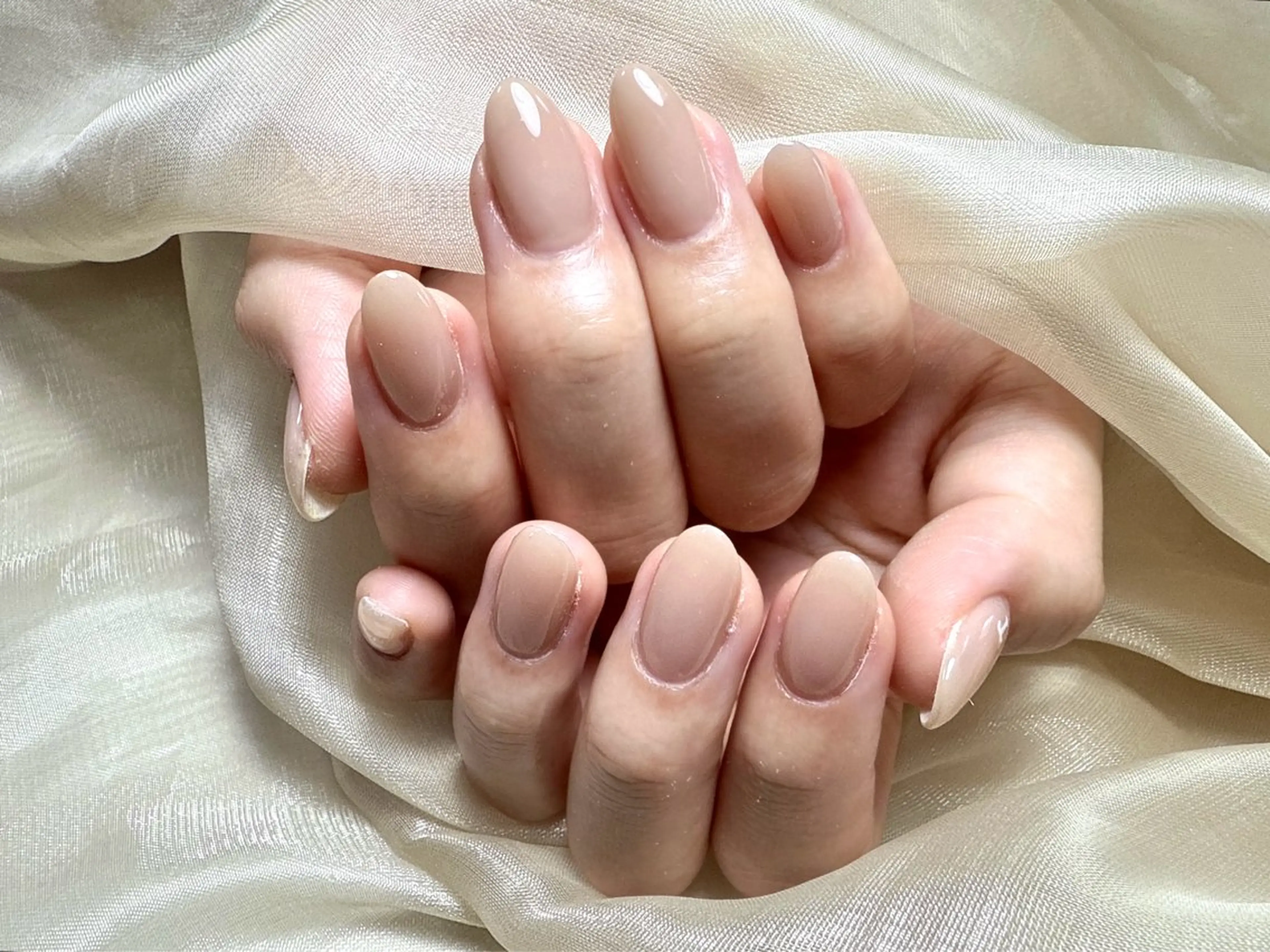 ネイル ワンカラーネイル ハンドネイル ハンドケア L. Nailのネイルデザイン