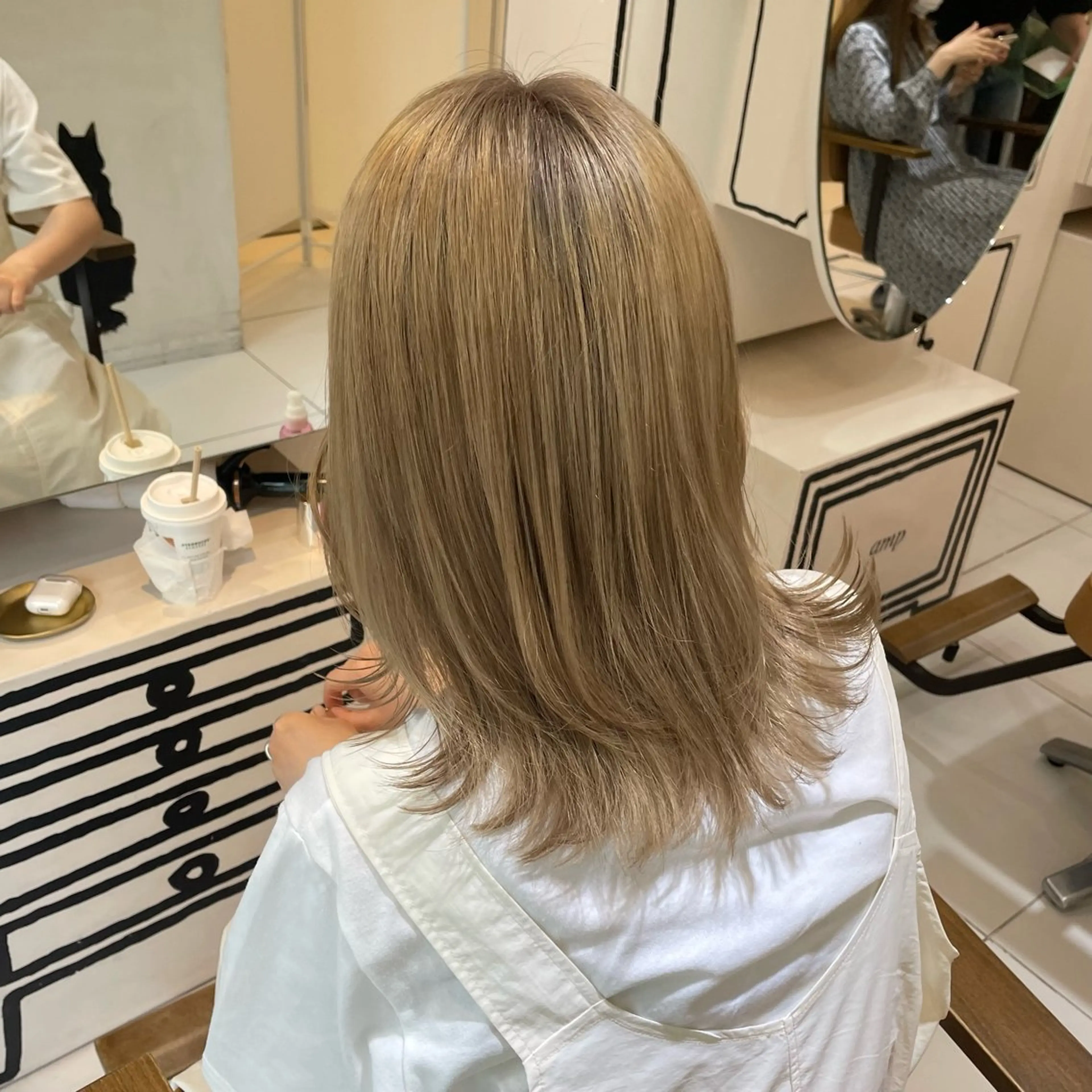 セミロング 田口 花葉のヘアスタイル