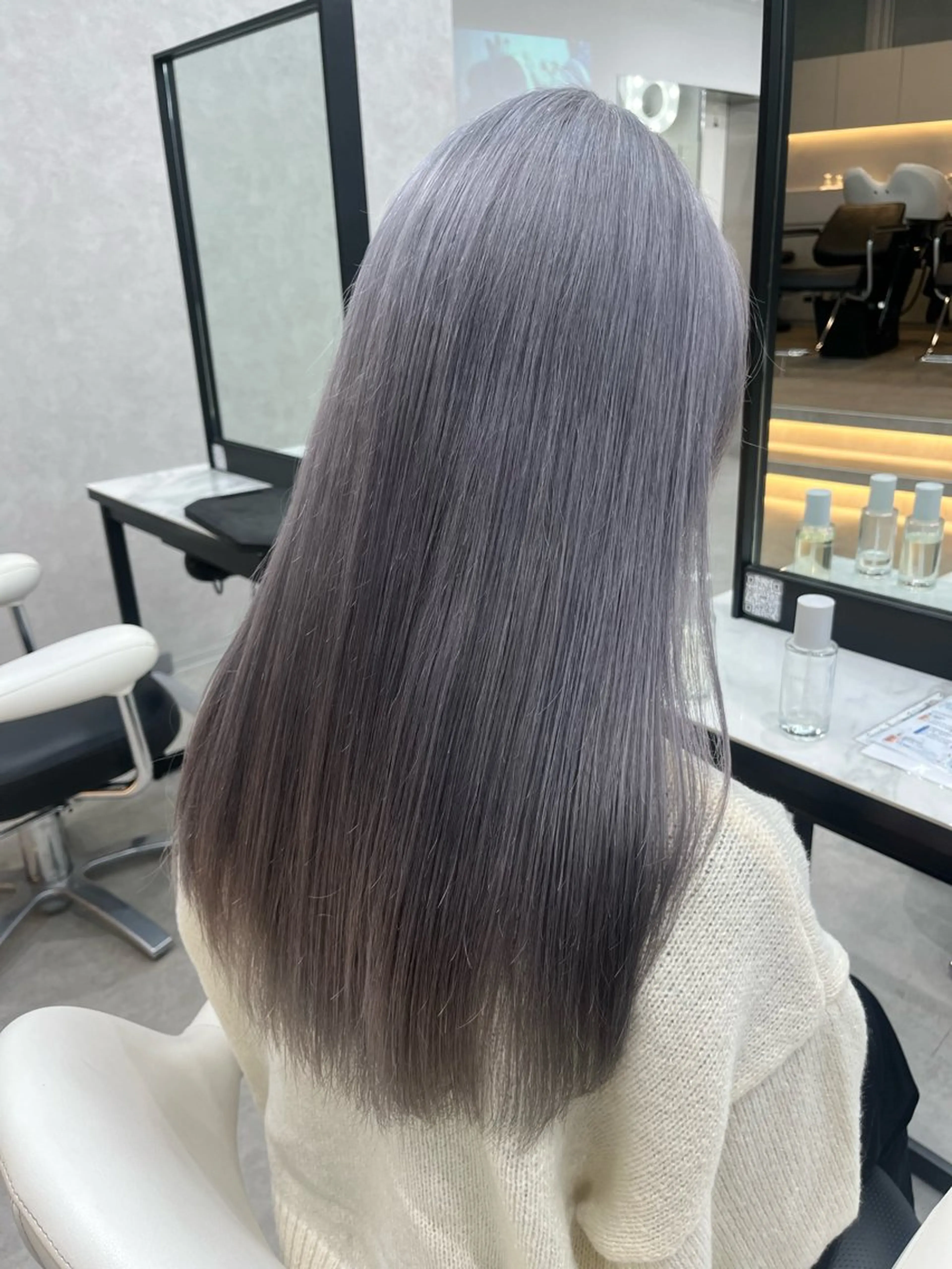 ロング ヘアカラー 🌈ハイトーンカラー ⋆˚ʚɞにいな🌈のヘアスタイル