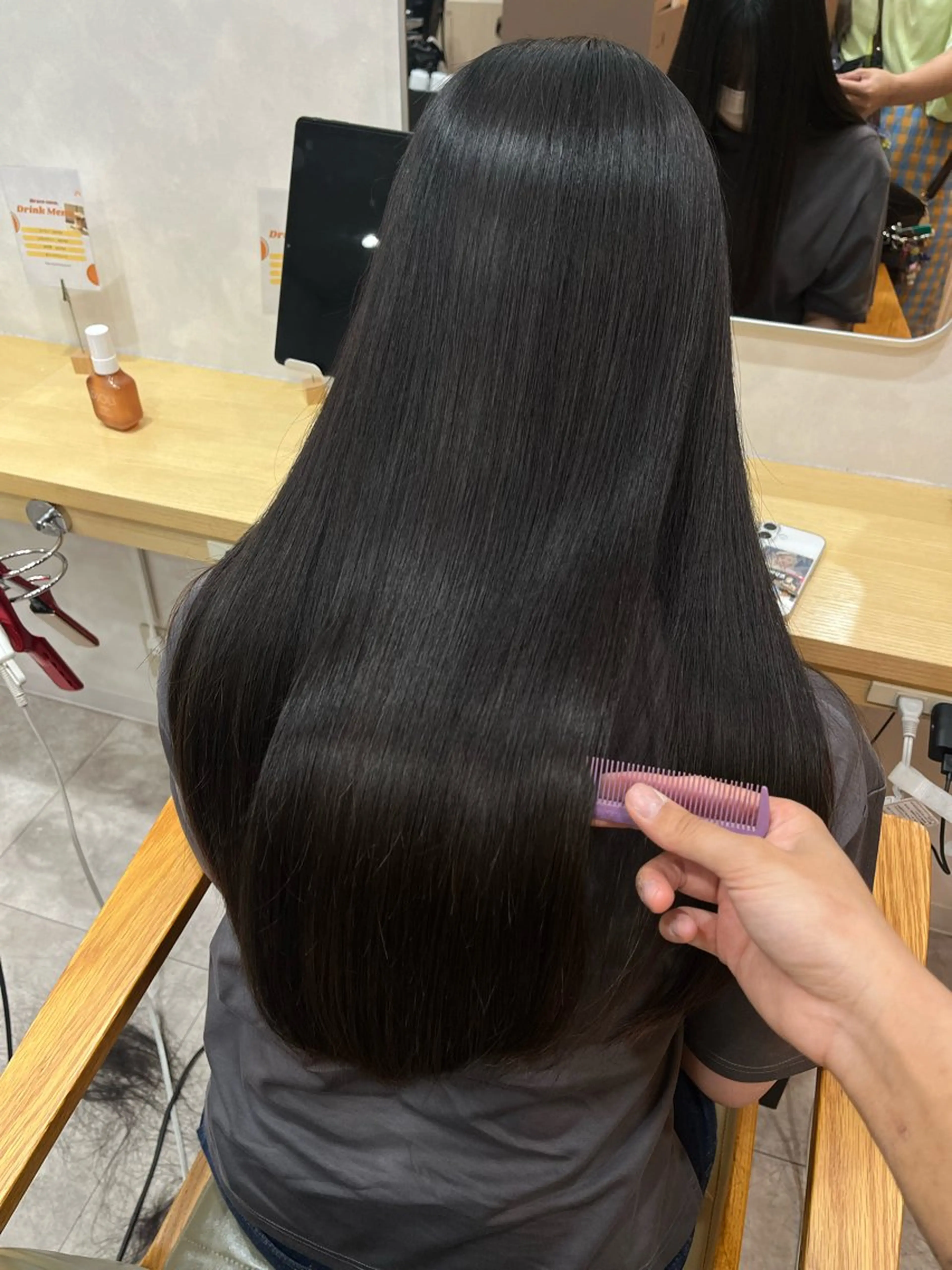 ロング カラー 髪質改善 トリートメント カット トリートメント 髪質改善/レイヤー/ ボブ/磯野史歩のヘアスタイル