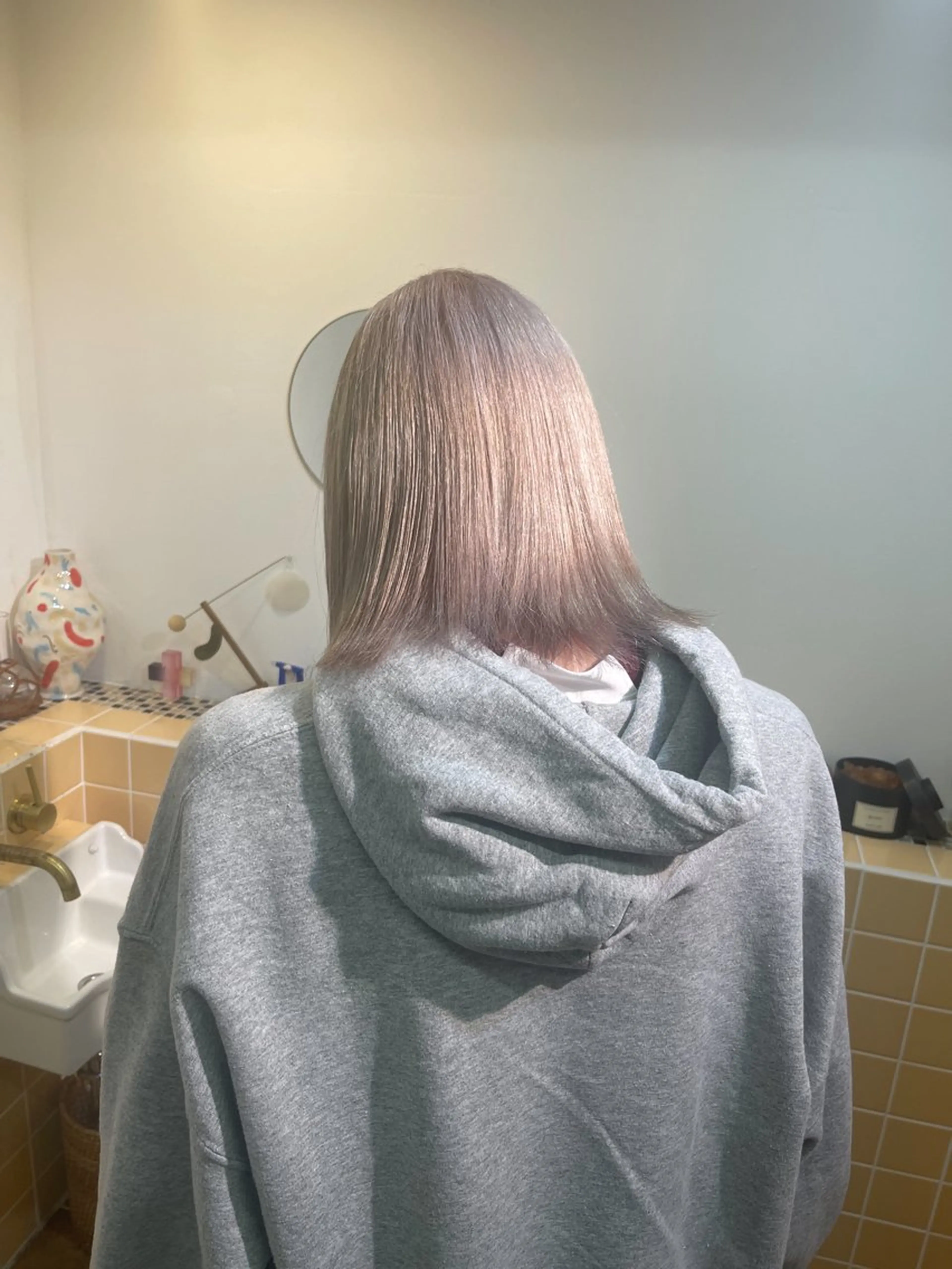 ショート カット ヘアカラー トリートメント LUCCI所属・udaハイトーン /ボブ/レイヤーのヘアスタイル