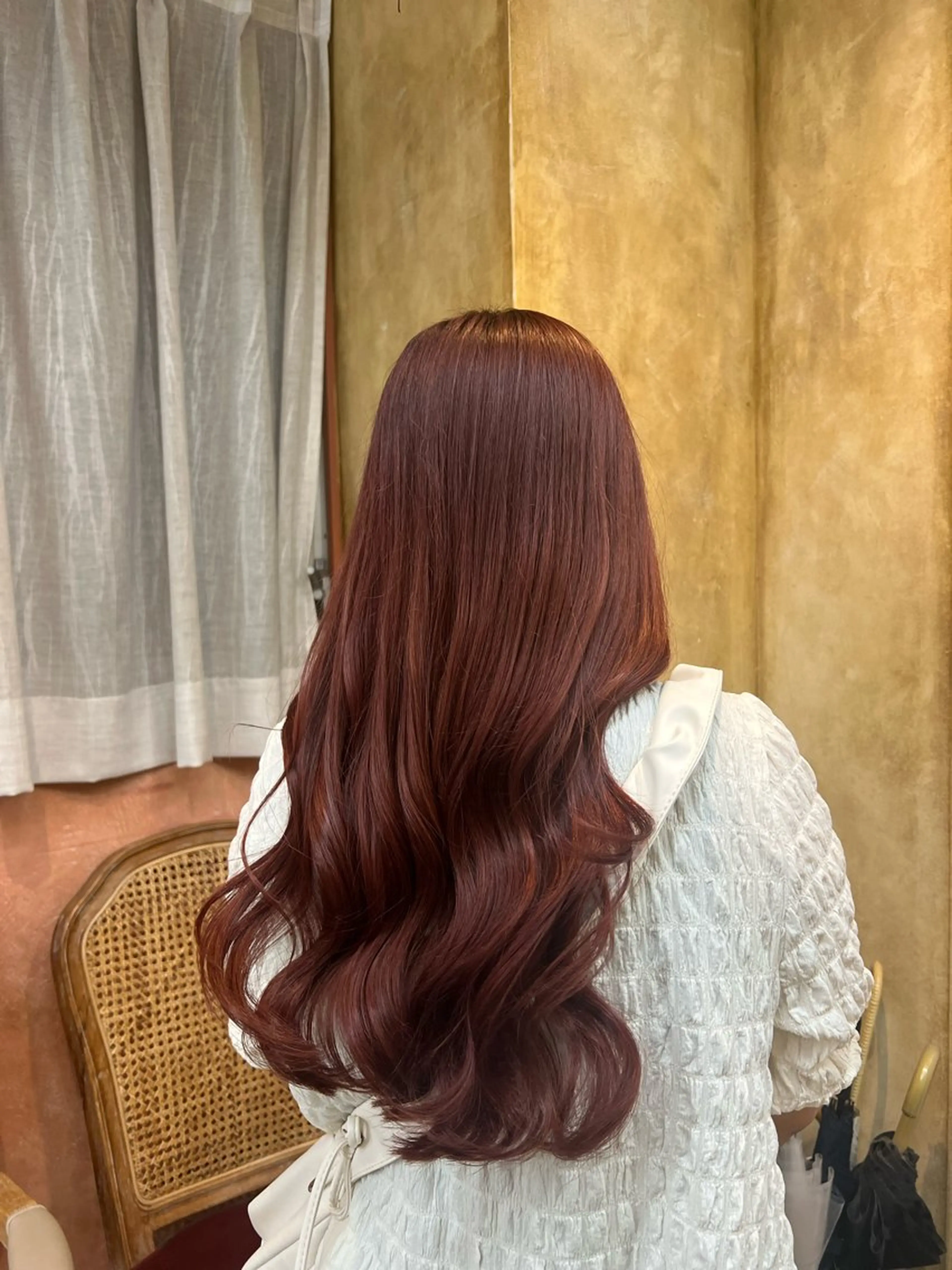 ロング ヘアカラー トリートメント ともざねゆか UniQのヘアスタイル