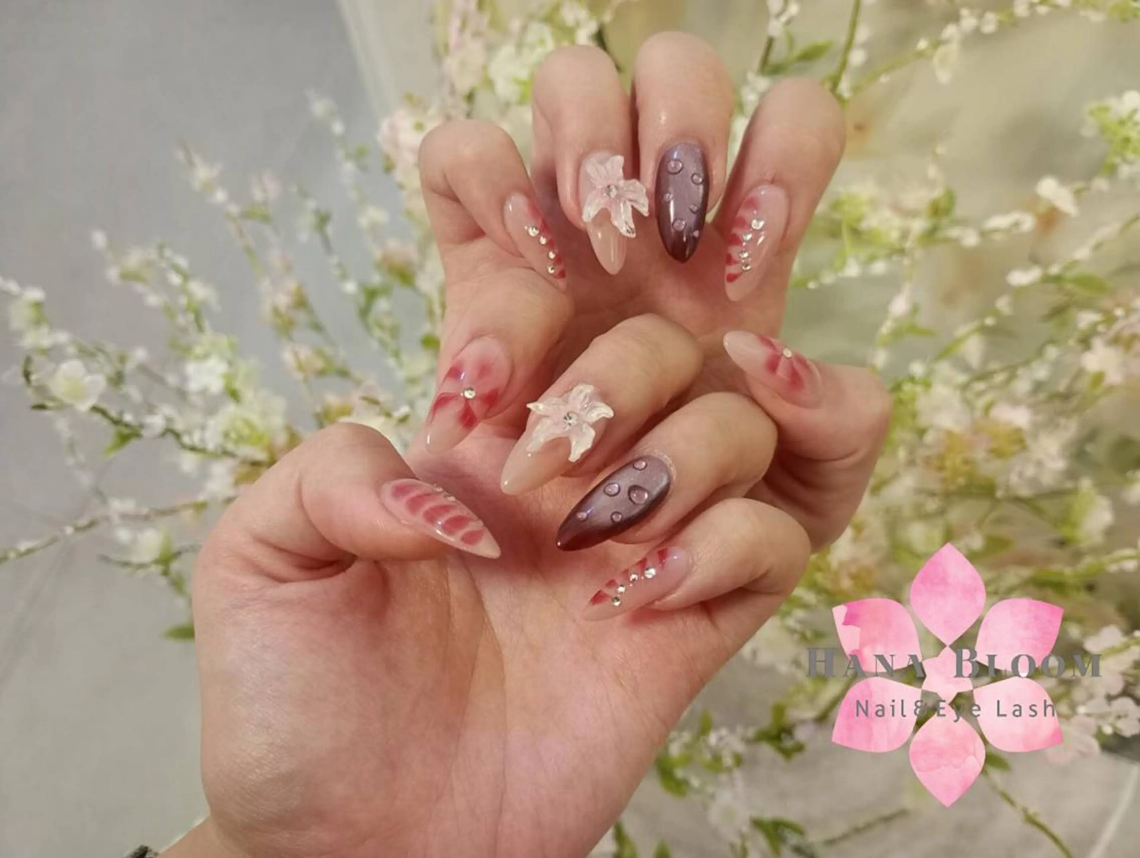 ネイル 長さ出し フレンチネイル ジェルネイル マグネットネイル ミラーネイル ハンドネイル ハンドケア Hana Bloom Nail💗YUIのネイルデザイン