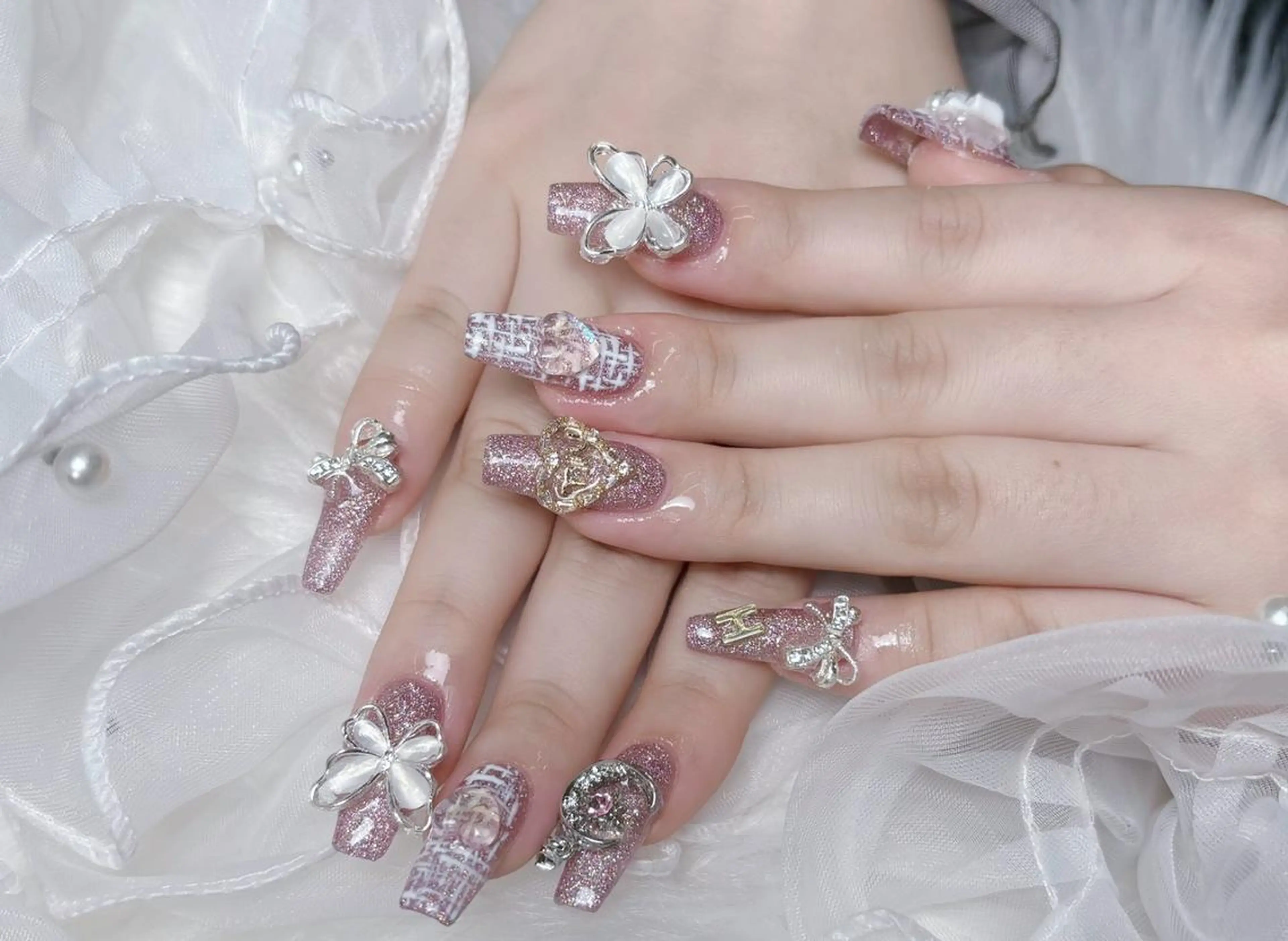 ネイル 🦋y y Nail 🤍のネイルデザイン