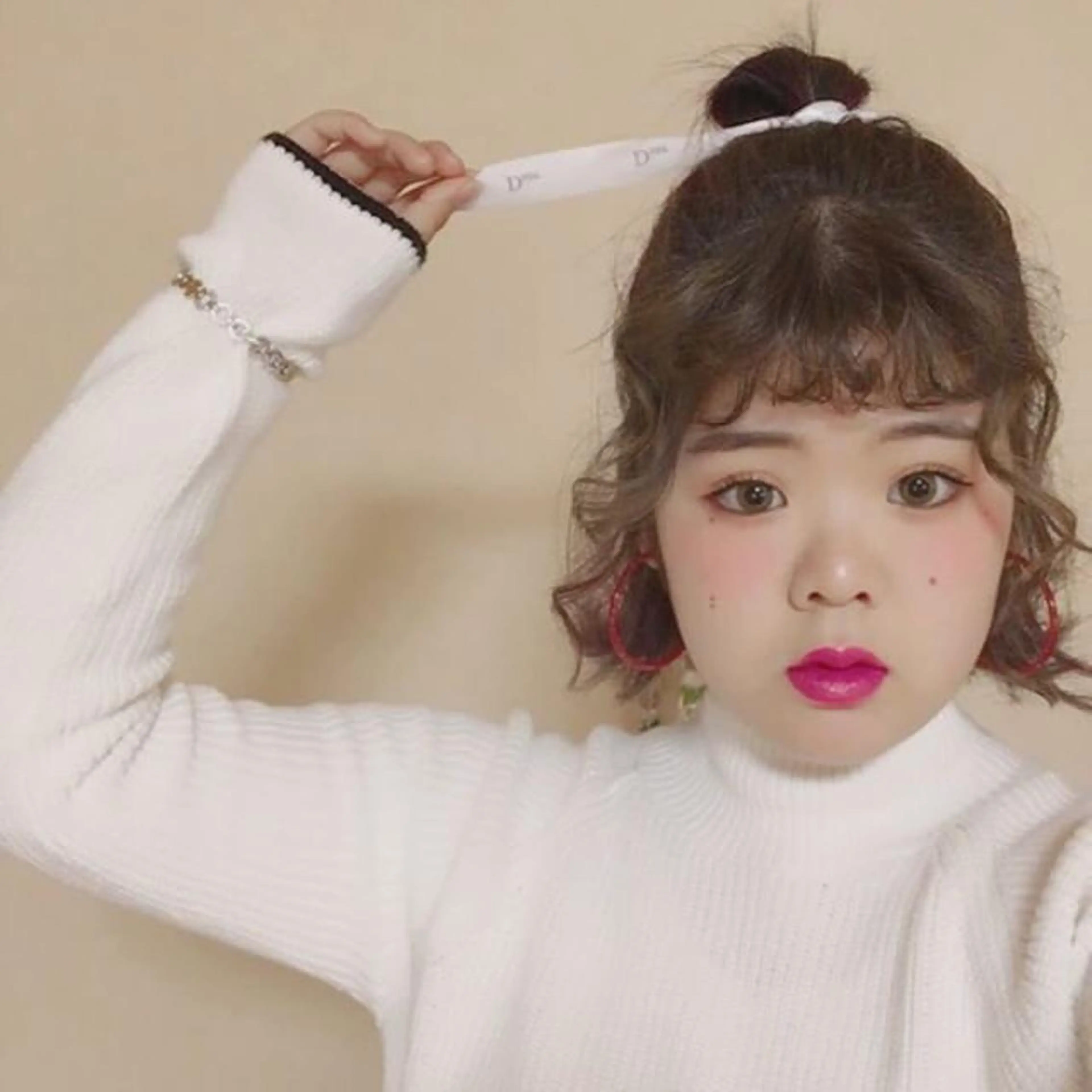 ミディアム カラー パーマ ヘアアレンジ 藤井 菜緒のヘアスタイル