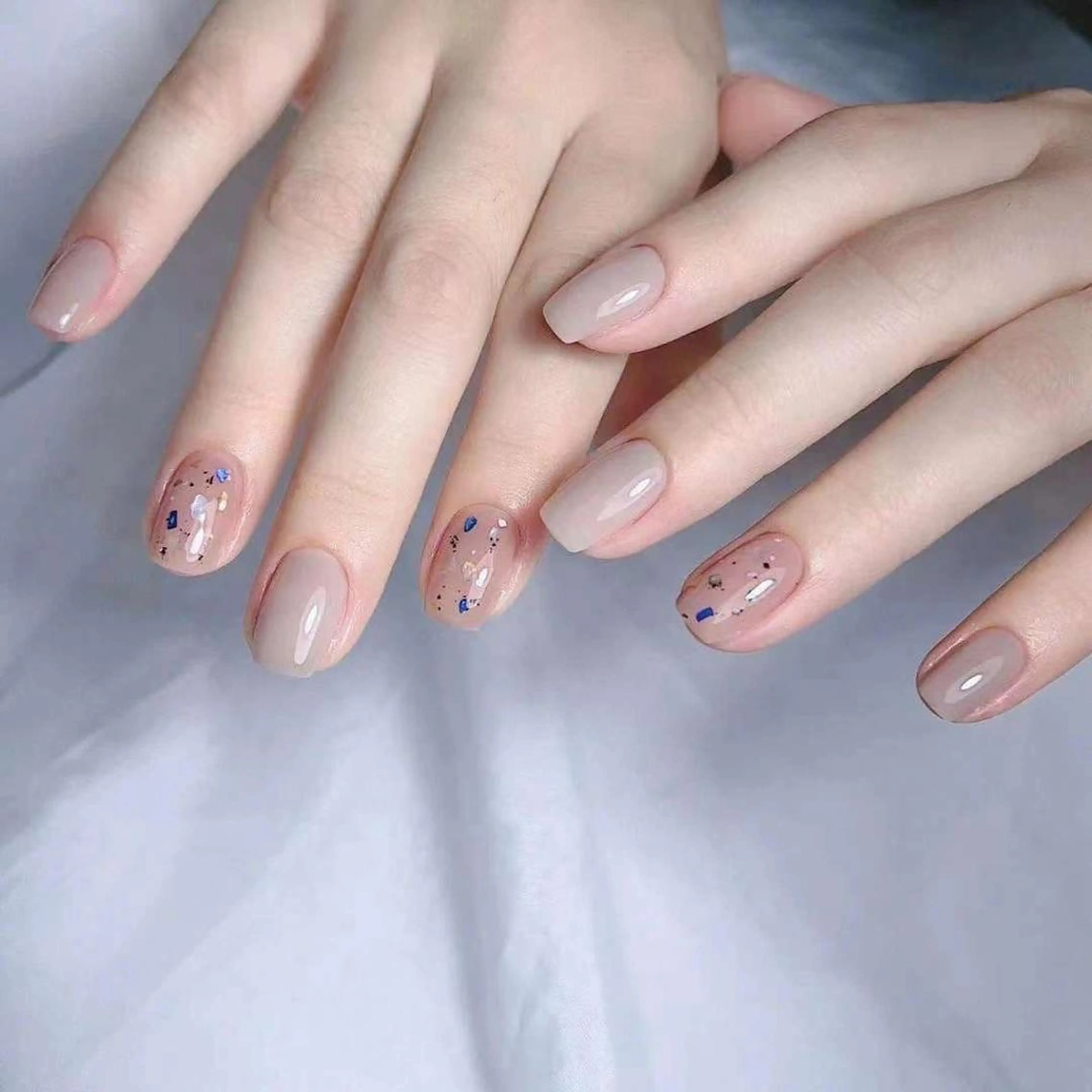 ネイル ハンドネイル VIVIAN エイのネイルデザイン