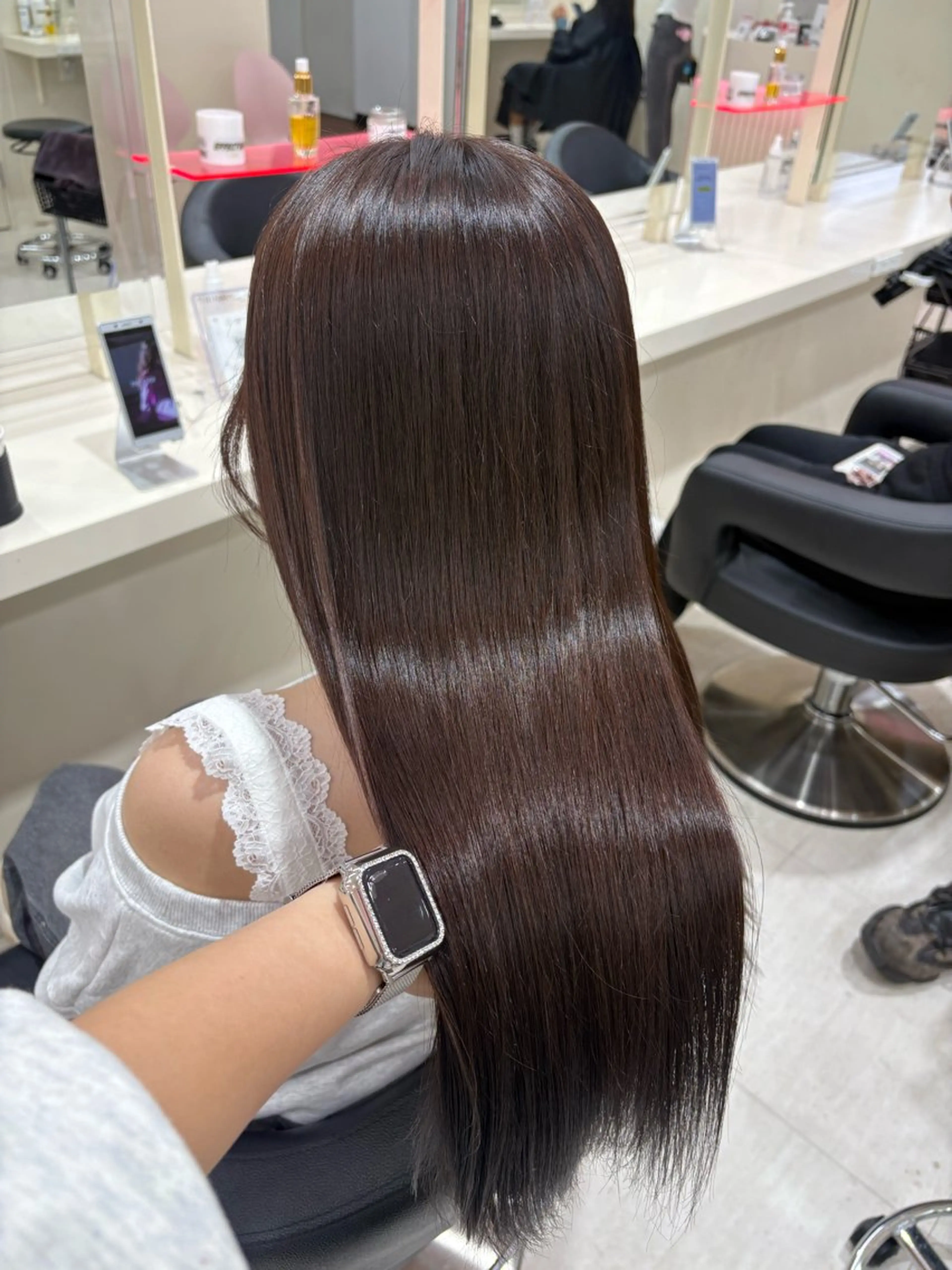 セミロング カラー ヘアアレンジ ヘアカラー トリートメント 💟RINNA 艶カラー💟のヘアスタイル