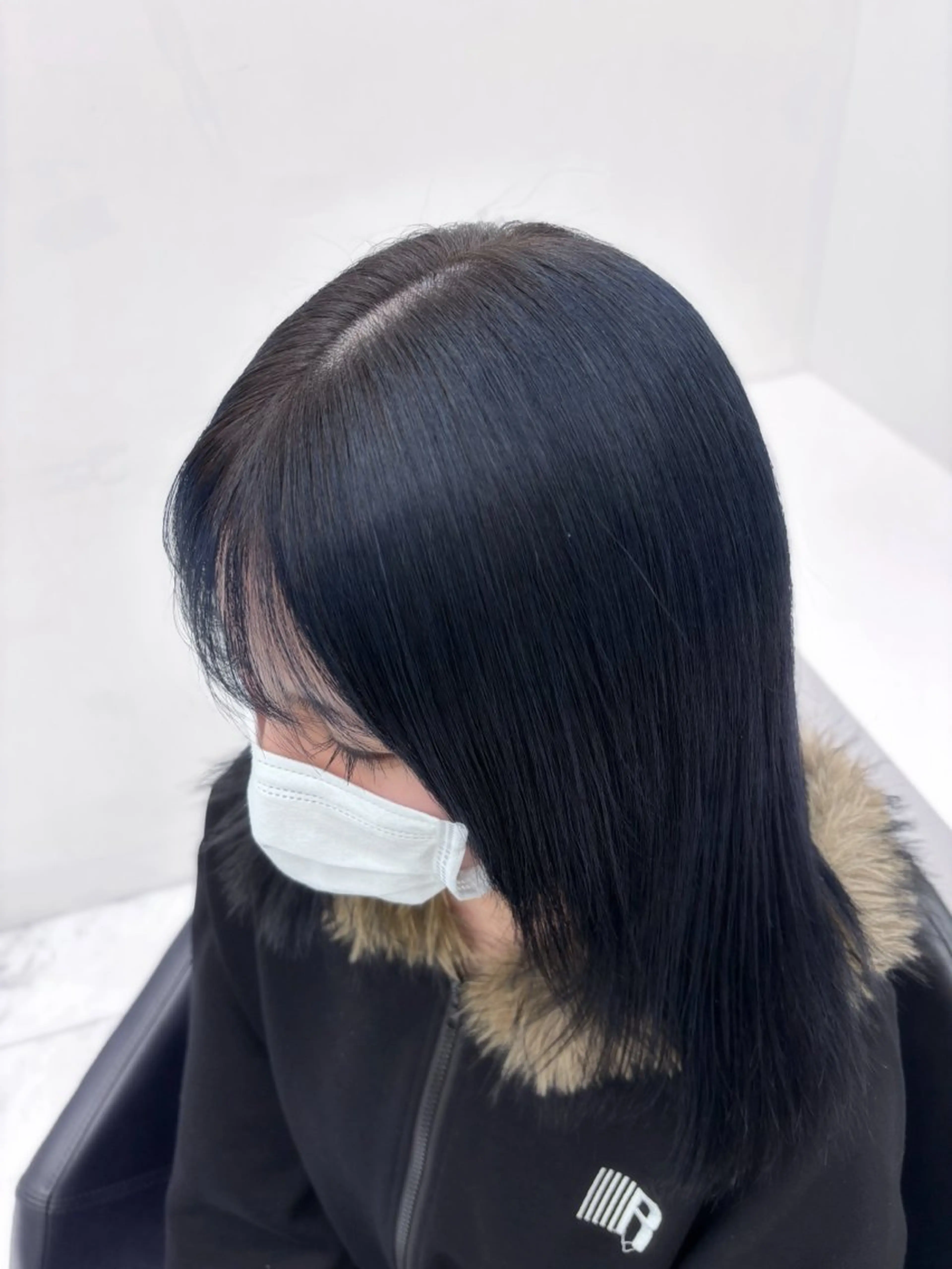 カラー 黒髪 ブルーカラー ブルーブラック 透明感カラー ネイビーカラー ヘアカラー トリートメント 艶カラー💞 amiのヘアスタイル