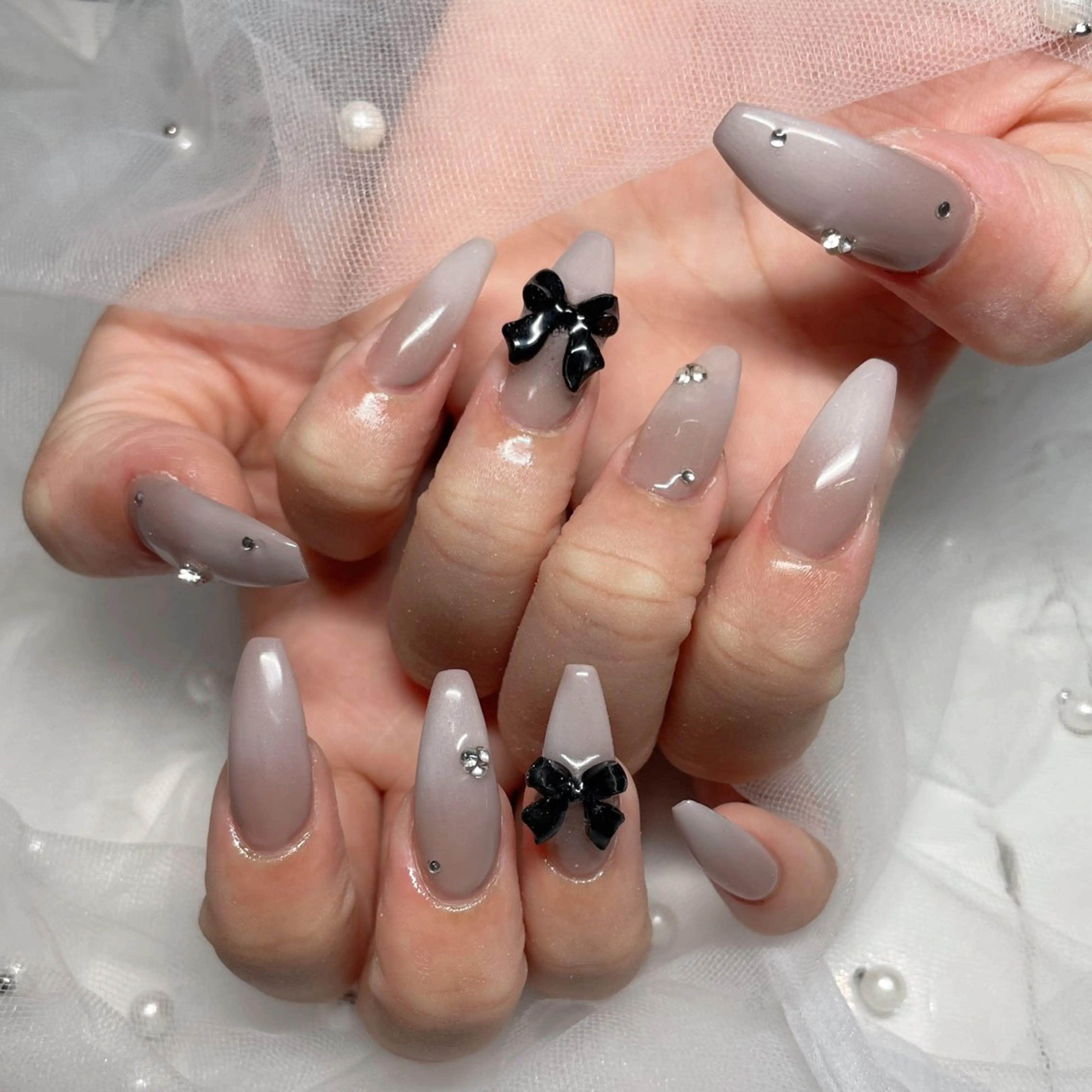 ネイル 🎀藤沢ガーリーネイ ル/長さ出し🎀のネイルデザイン