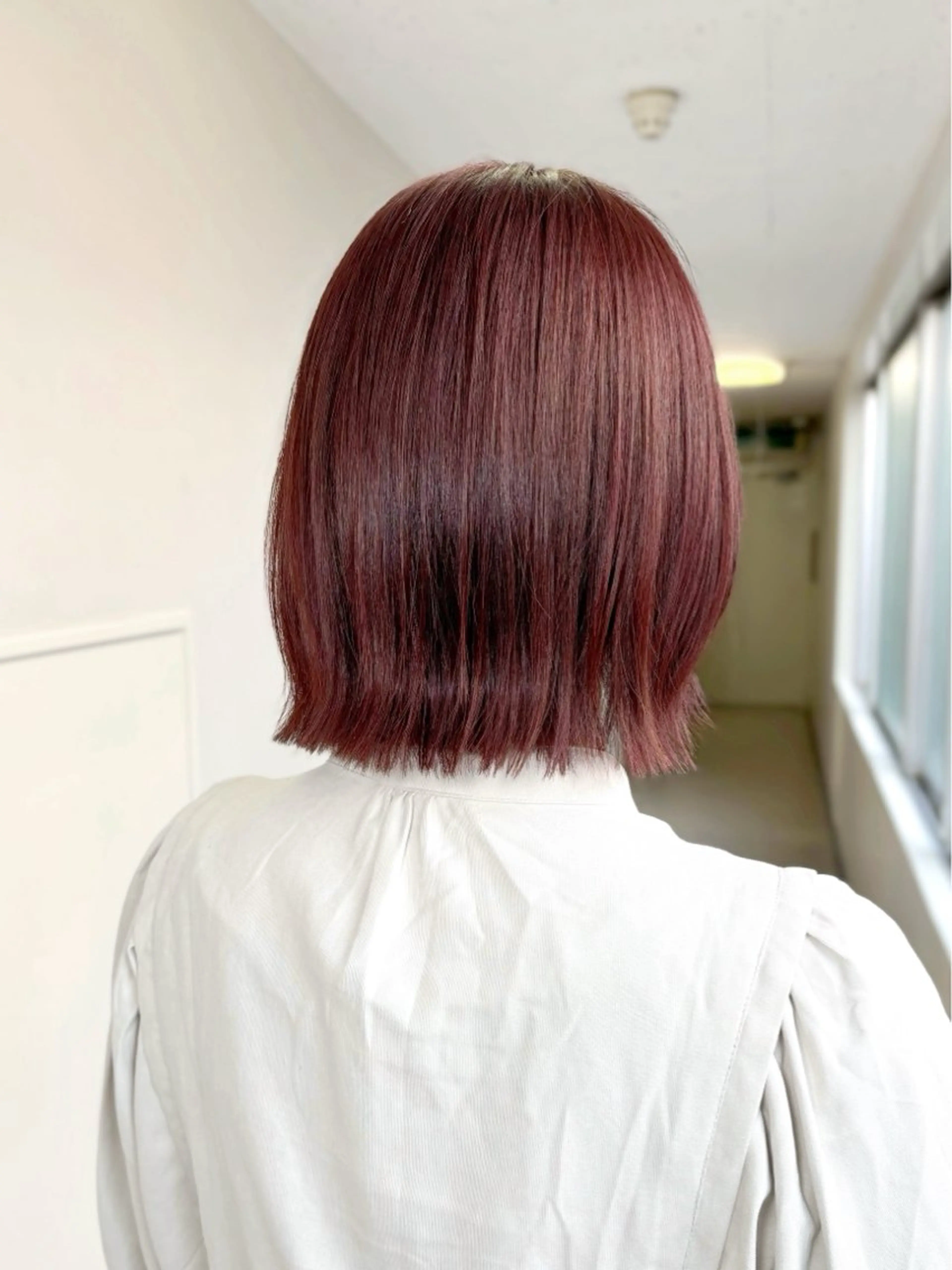 ミディアム カット ヘアカラー 縮毛矯正 トリートメント ブリーチ／ 髪質改善／ＲＹＯのヘアスタイル