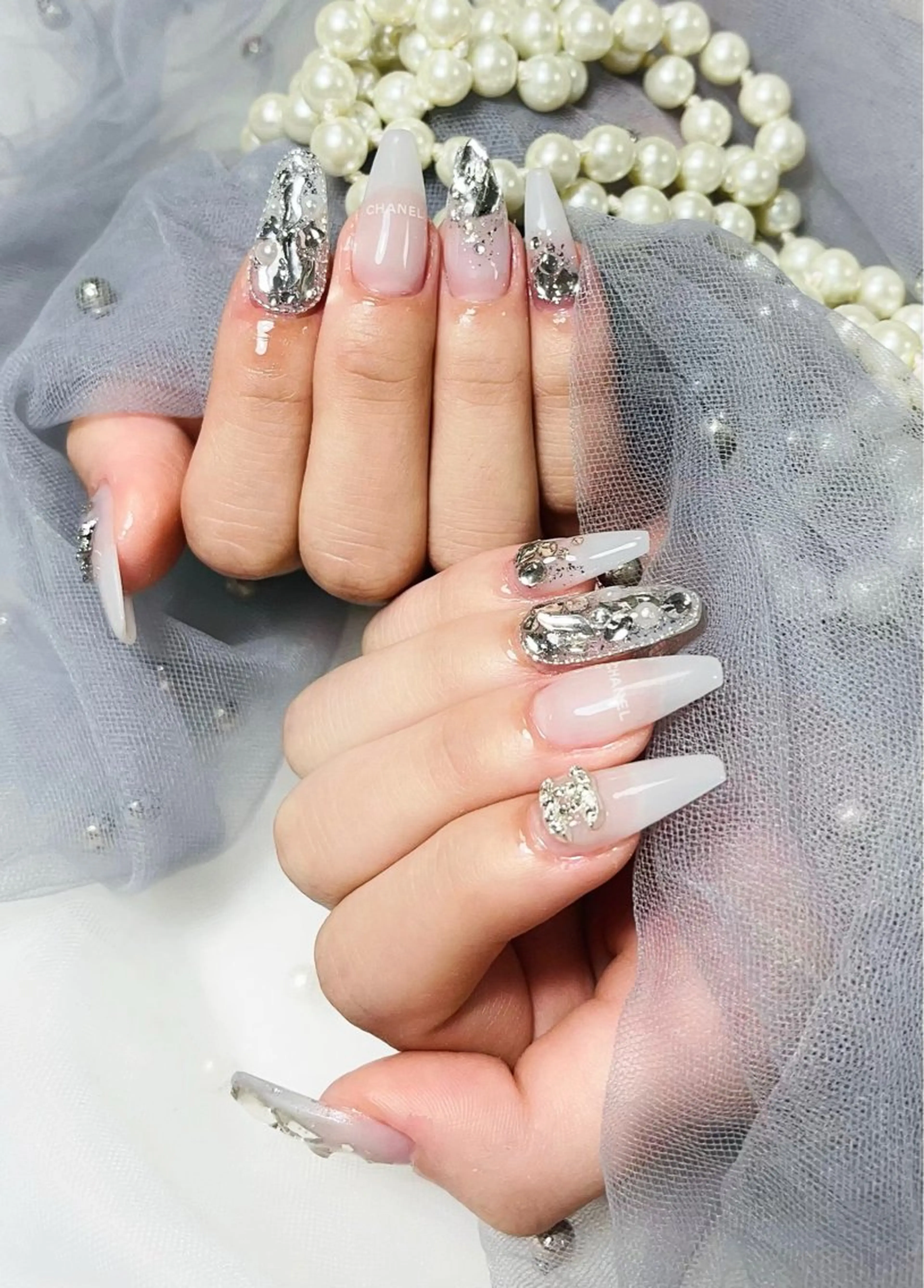 ネイル KiKO 🌻ひまわりサロンのネイルデザイン