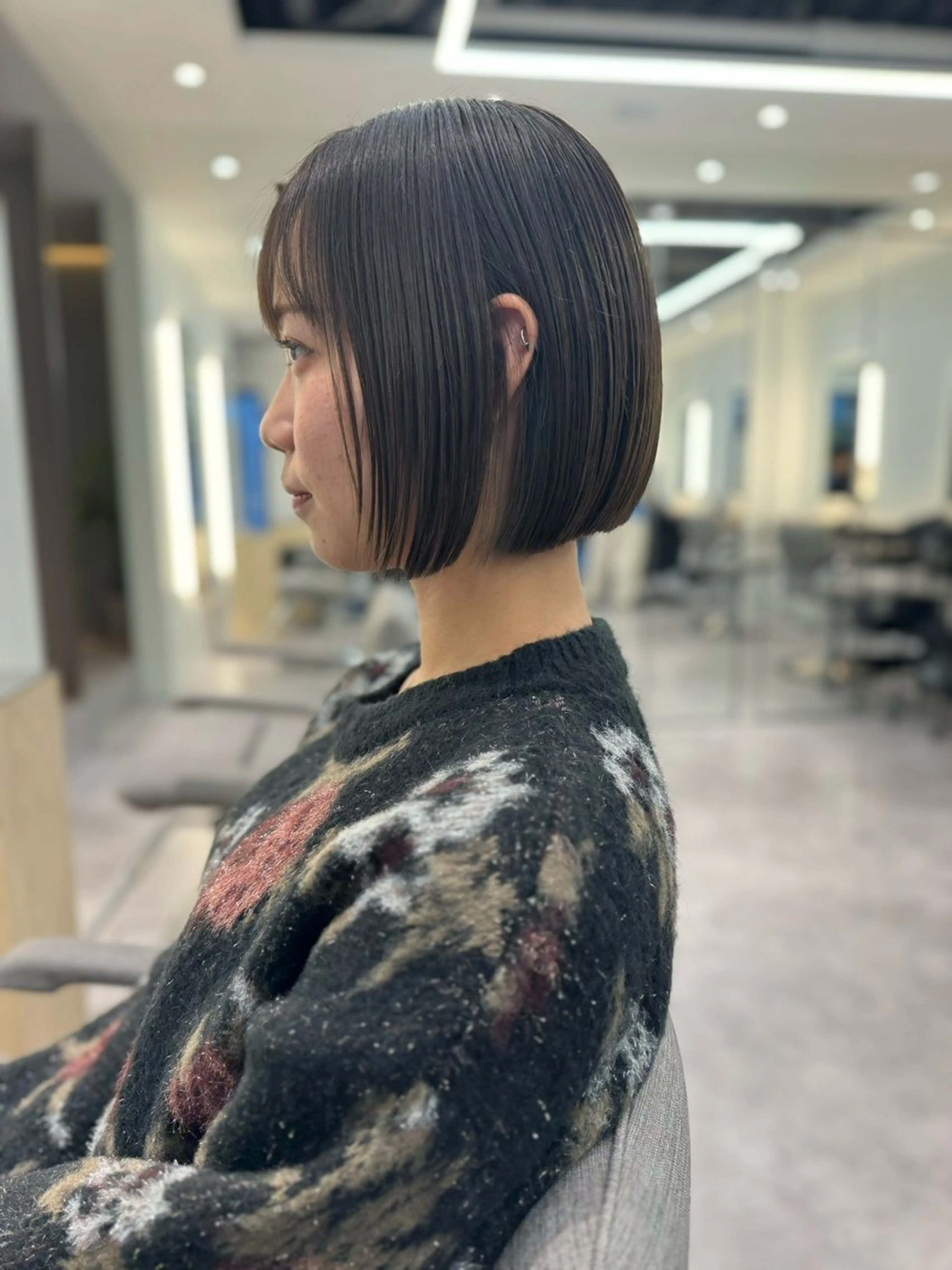 ショート ボブ 外ハネヘア カット ヘアカラー ハイトーン特化🌟 仲川和人のヘアスタイル