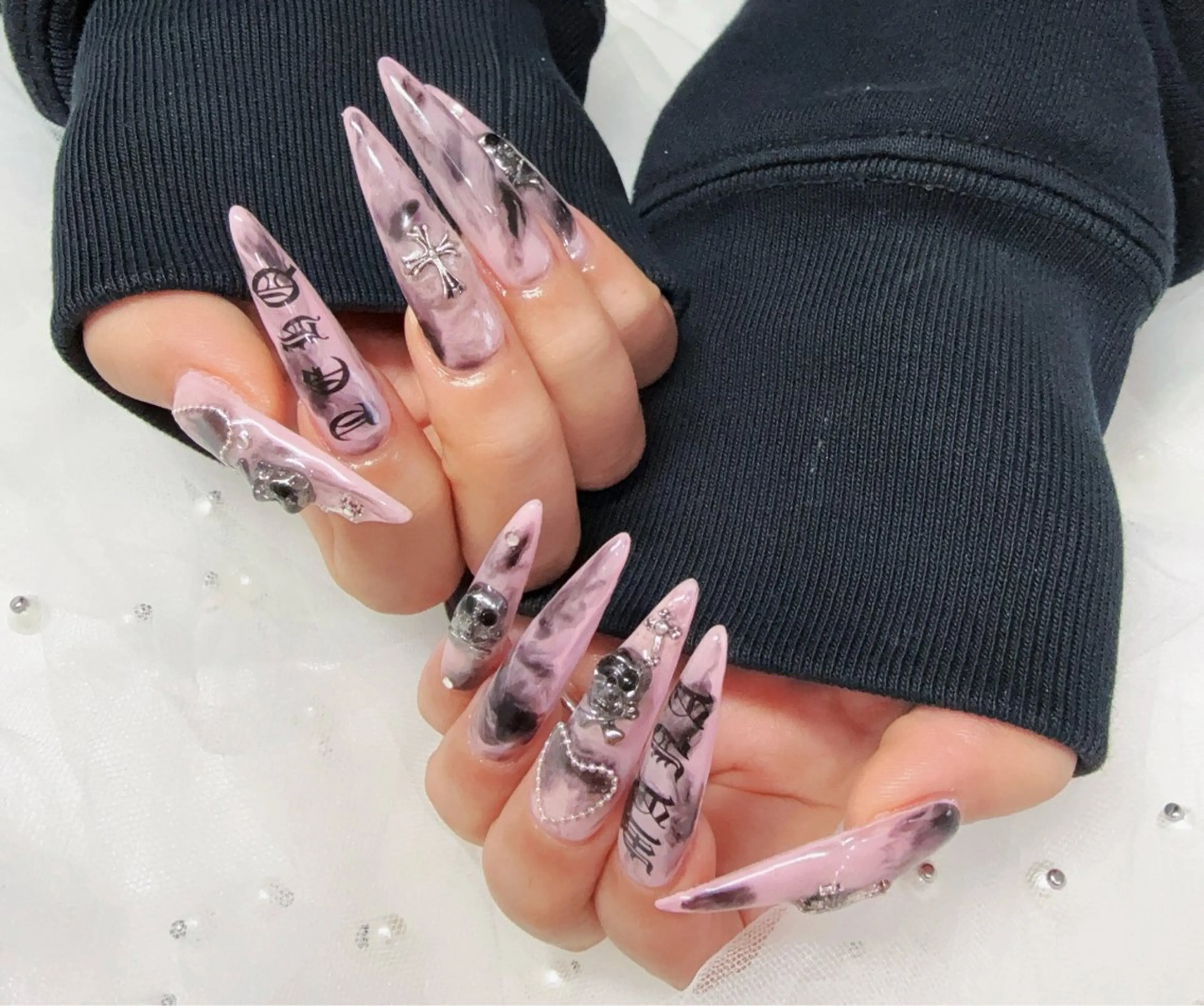 ネイル ハンドネイル Cutil Nailsalon所属・Cutil. Nail🌈のネイルデザイン