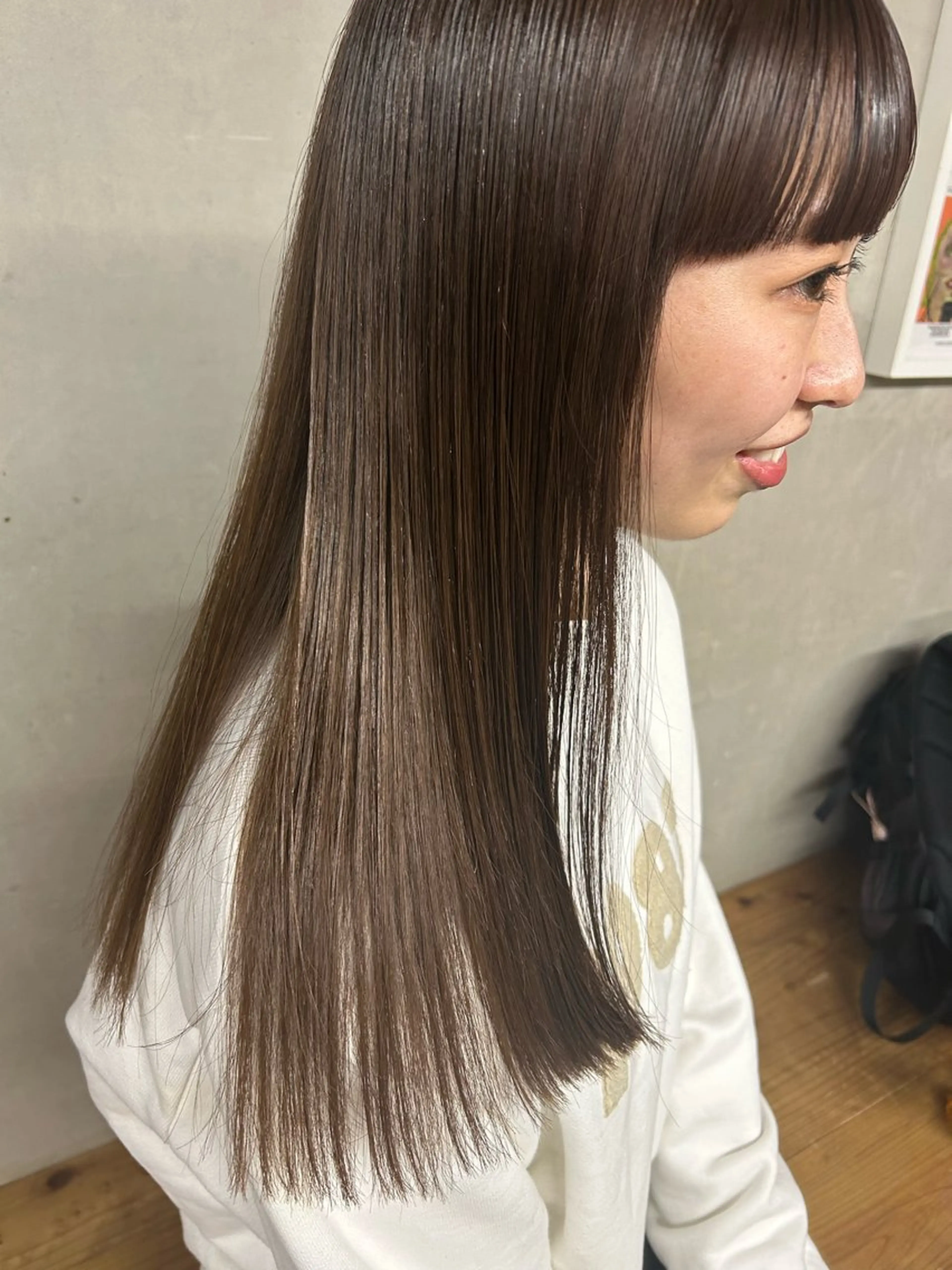 ロング カラー BRUNTJET所属・MAEDA MADOKAのヘアスタイル