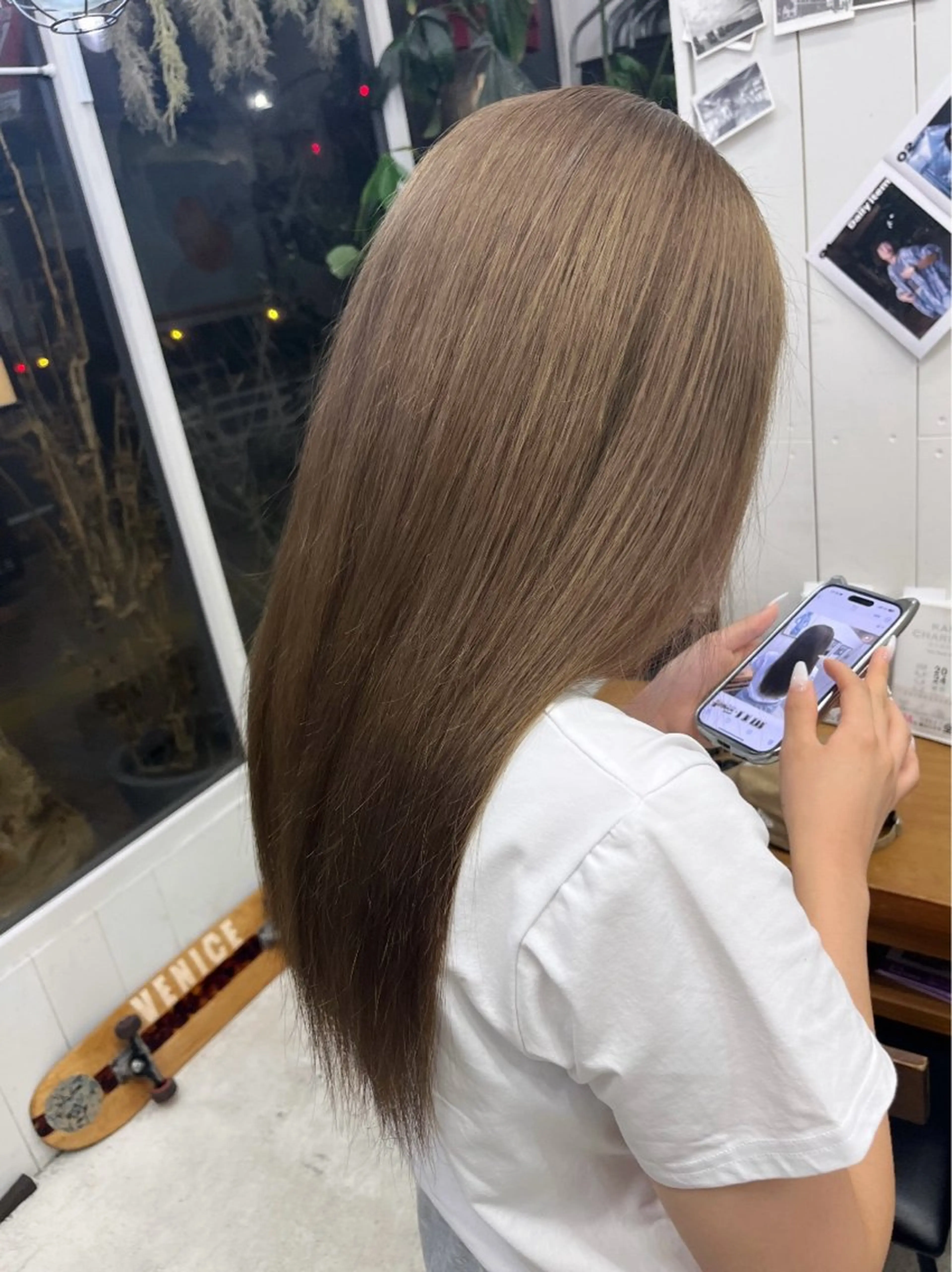 ロング VENICE MIKIのヘアスタイル