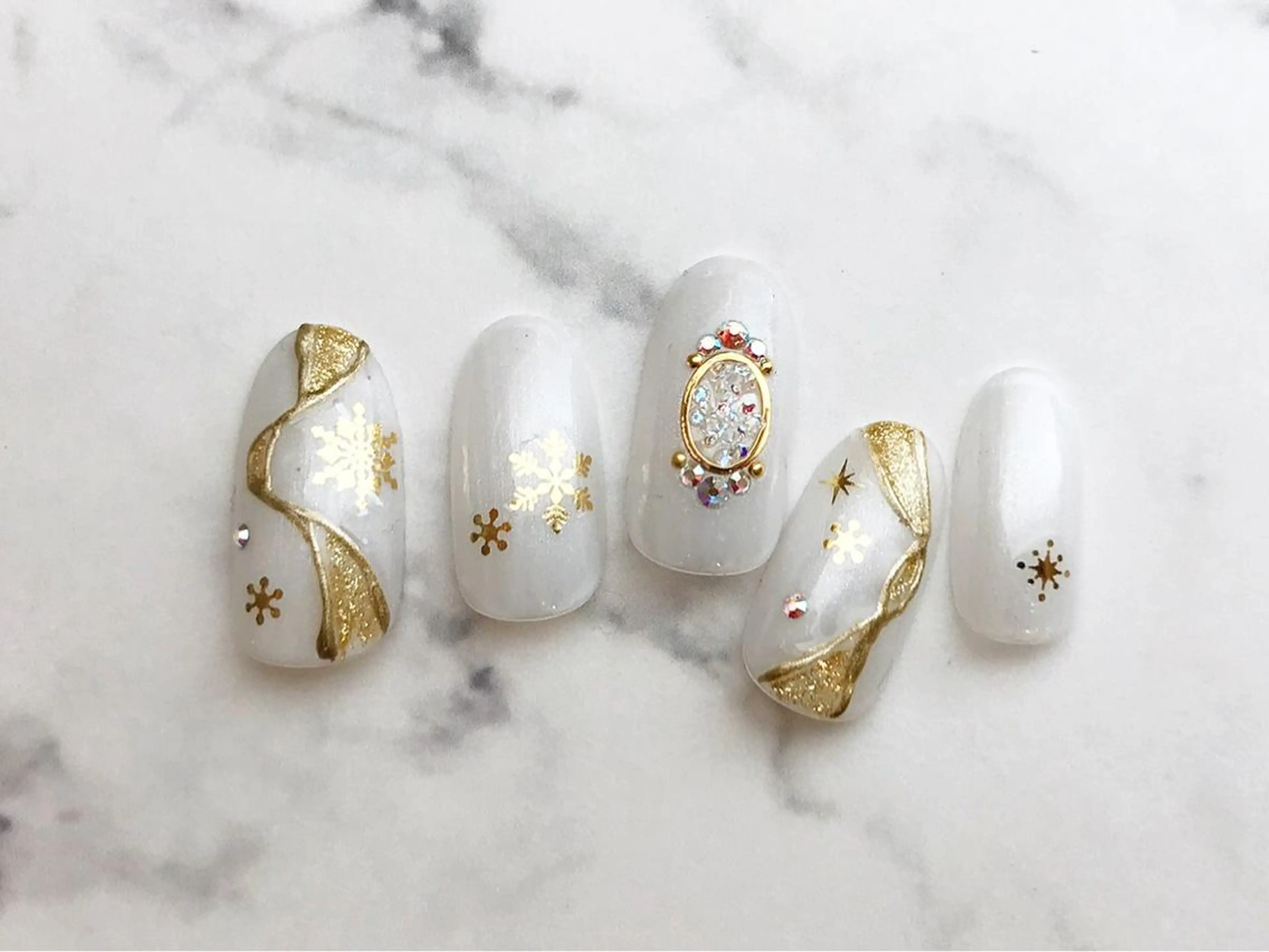 ネイル リセ有楽町店 ネイリストのネイルデザイン