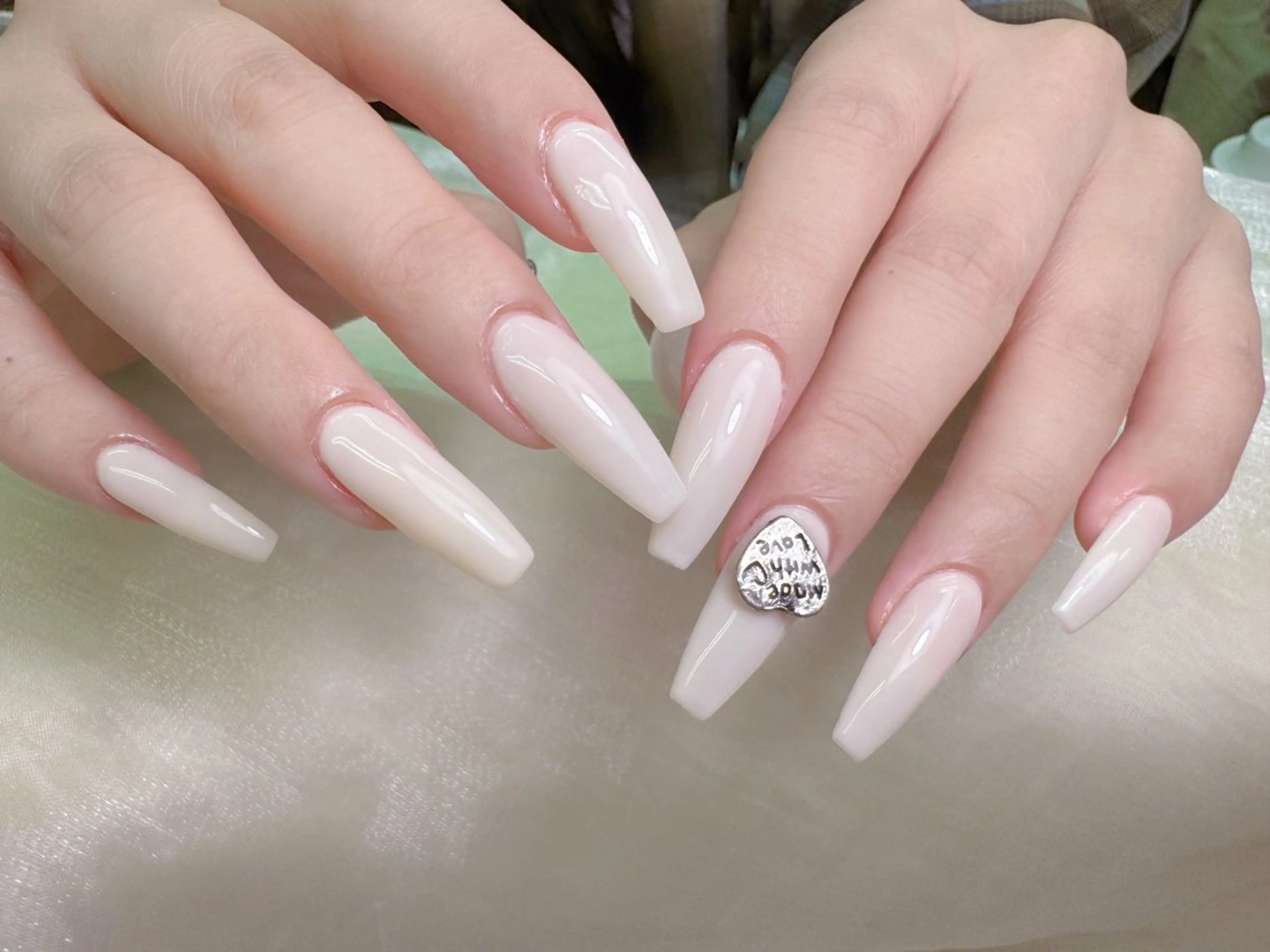 ネイル lucky nail 歌舞伎町のネイルデザイン