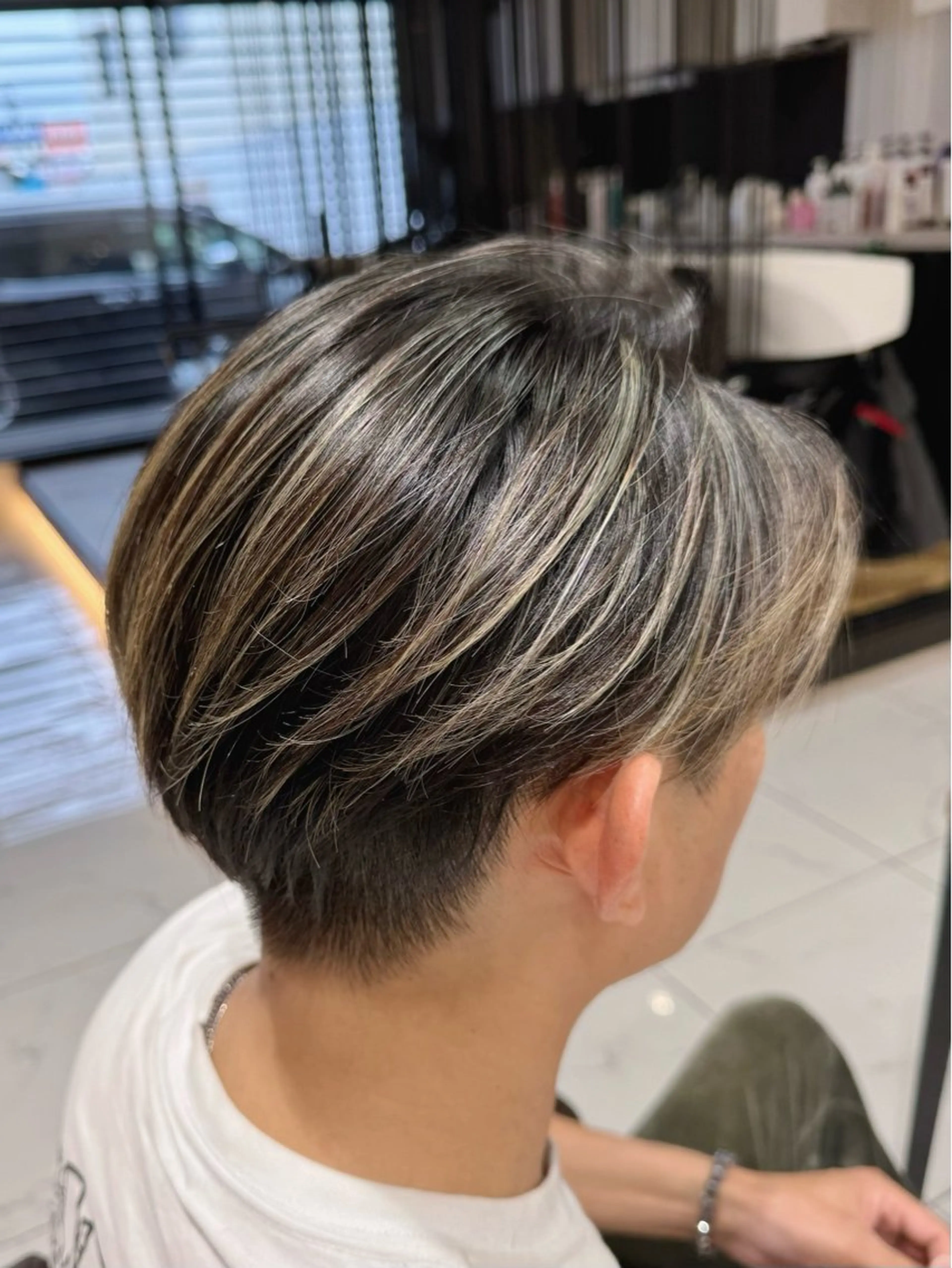 メンズ 八木 菜美のヘアスタイル