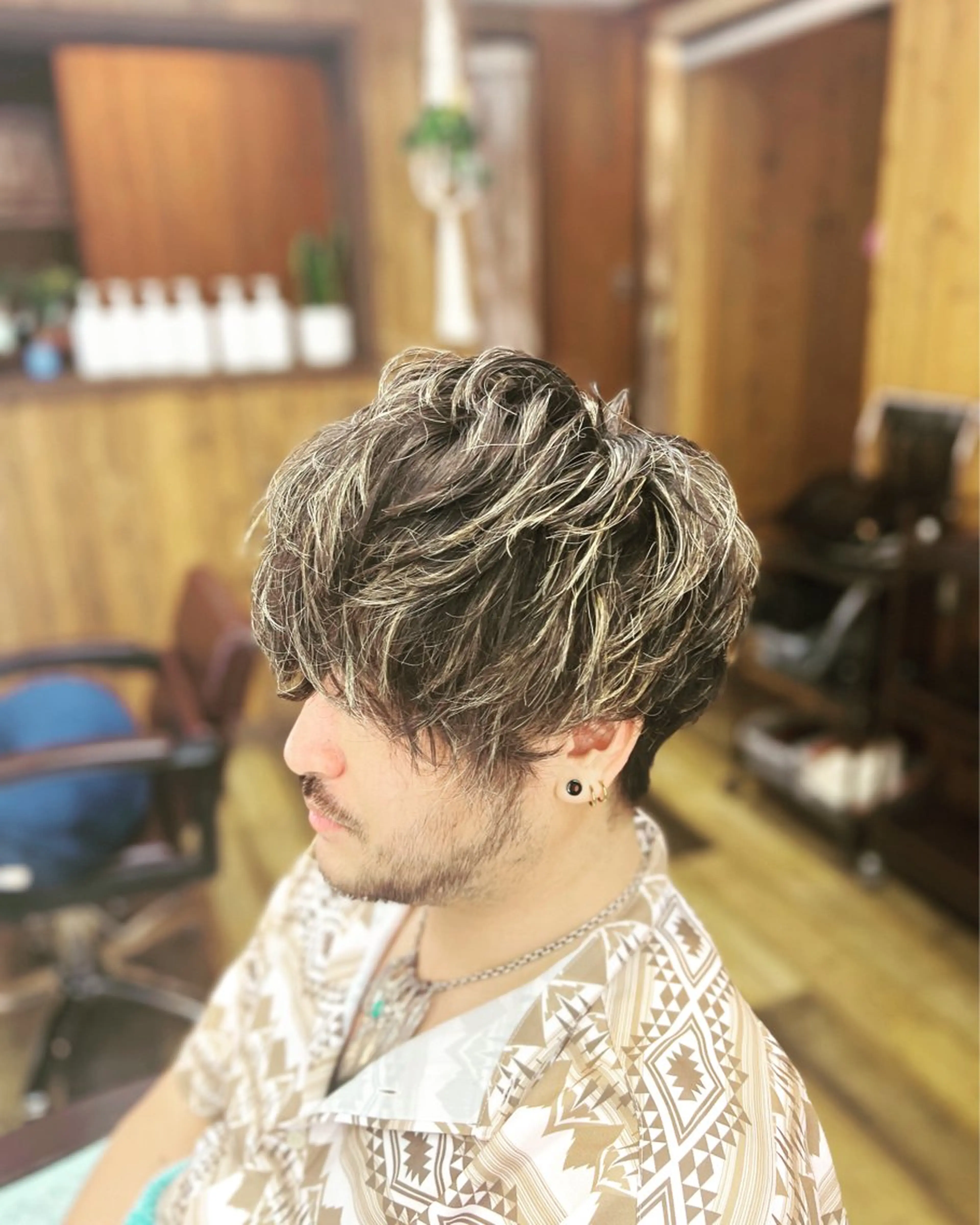 ショート ハイライト 口コミ大好評 🔅菅谷優那🔅のヘアスタイル