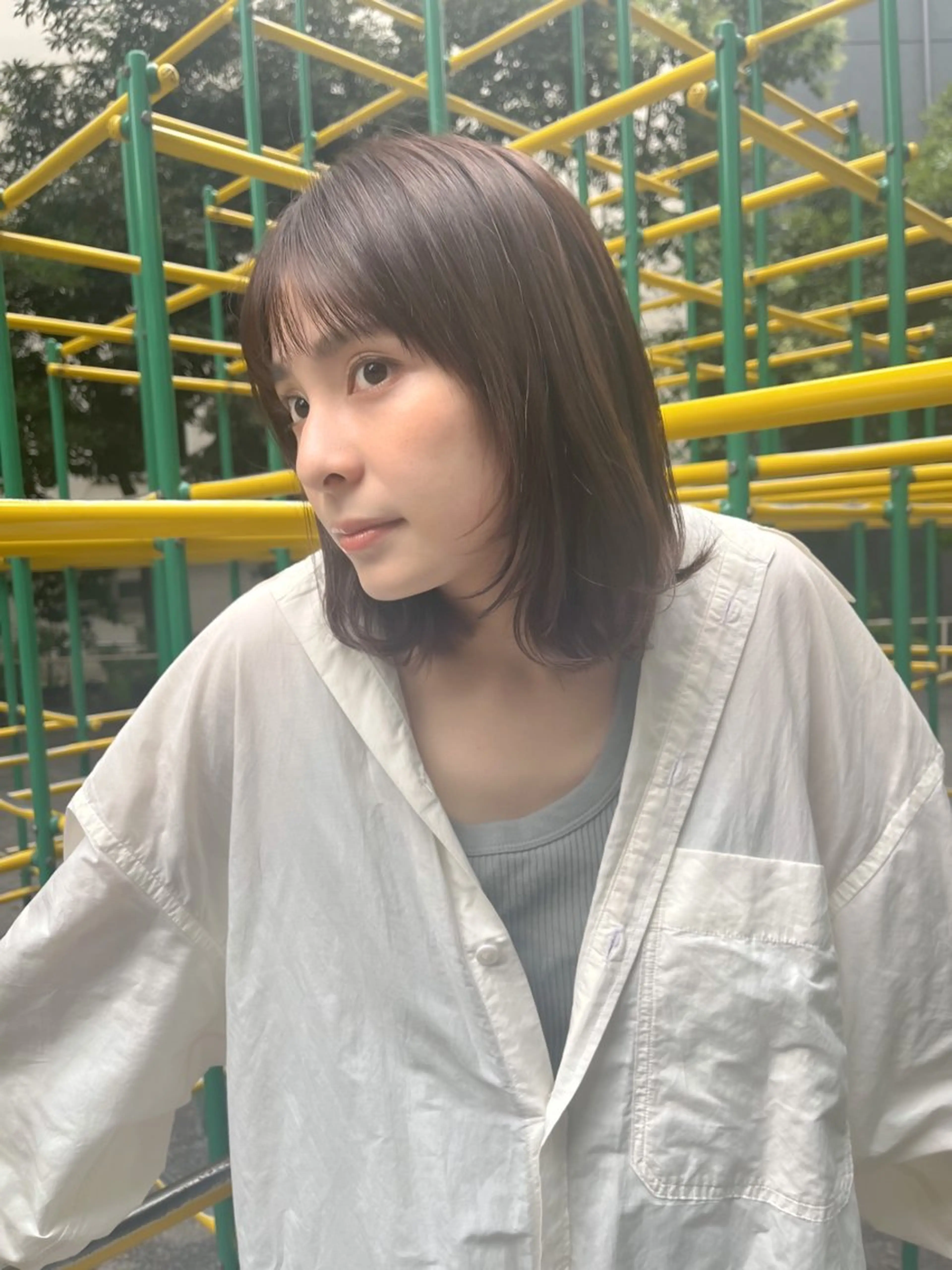 ミディアム カラー 顔まわりレイヤー 顔周りカット レイヤーカット 透明感カラー│ レイヤーヘア中居美樹のヘアスタイル