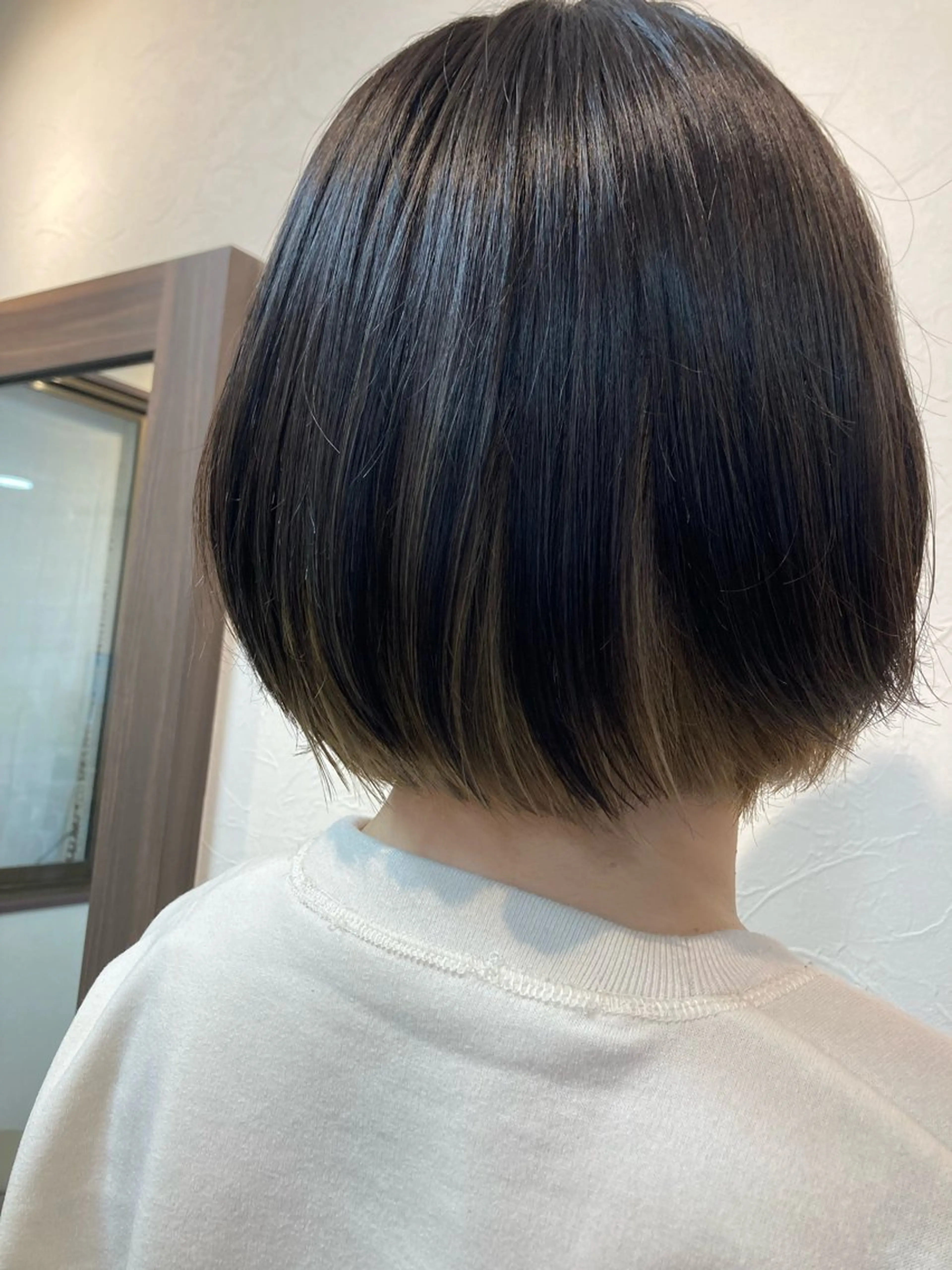 ショート JIU所属・池岡 洋子のヘアスタイル