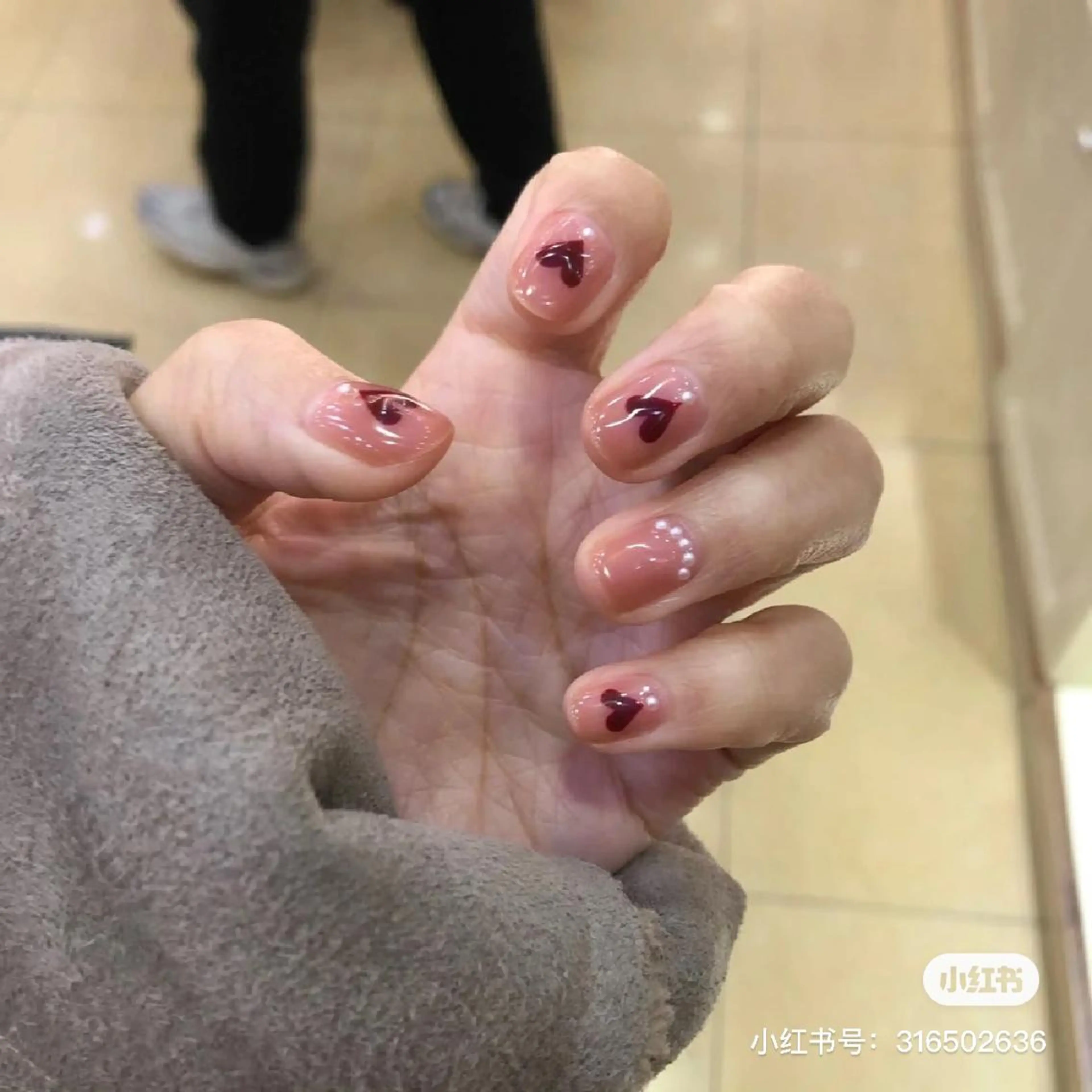 ネイル Hana  NAIL所属・新宿YISInail スカルプ専門店のネイルデザイン