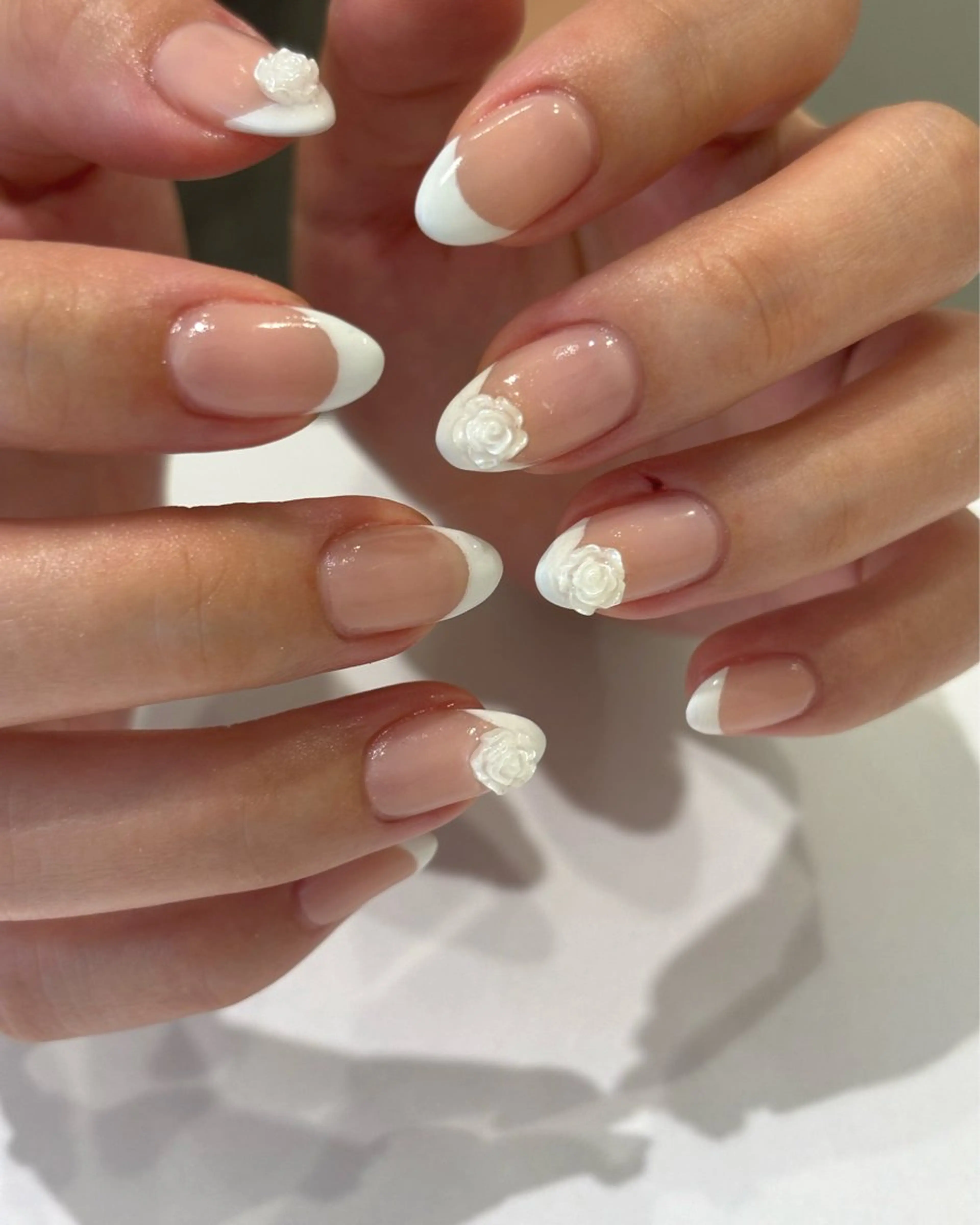 ネイル フレンチネイル ガーリー Ann. nail.tokyo所属・Ann nailのネイルデザイン