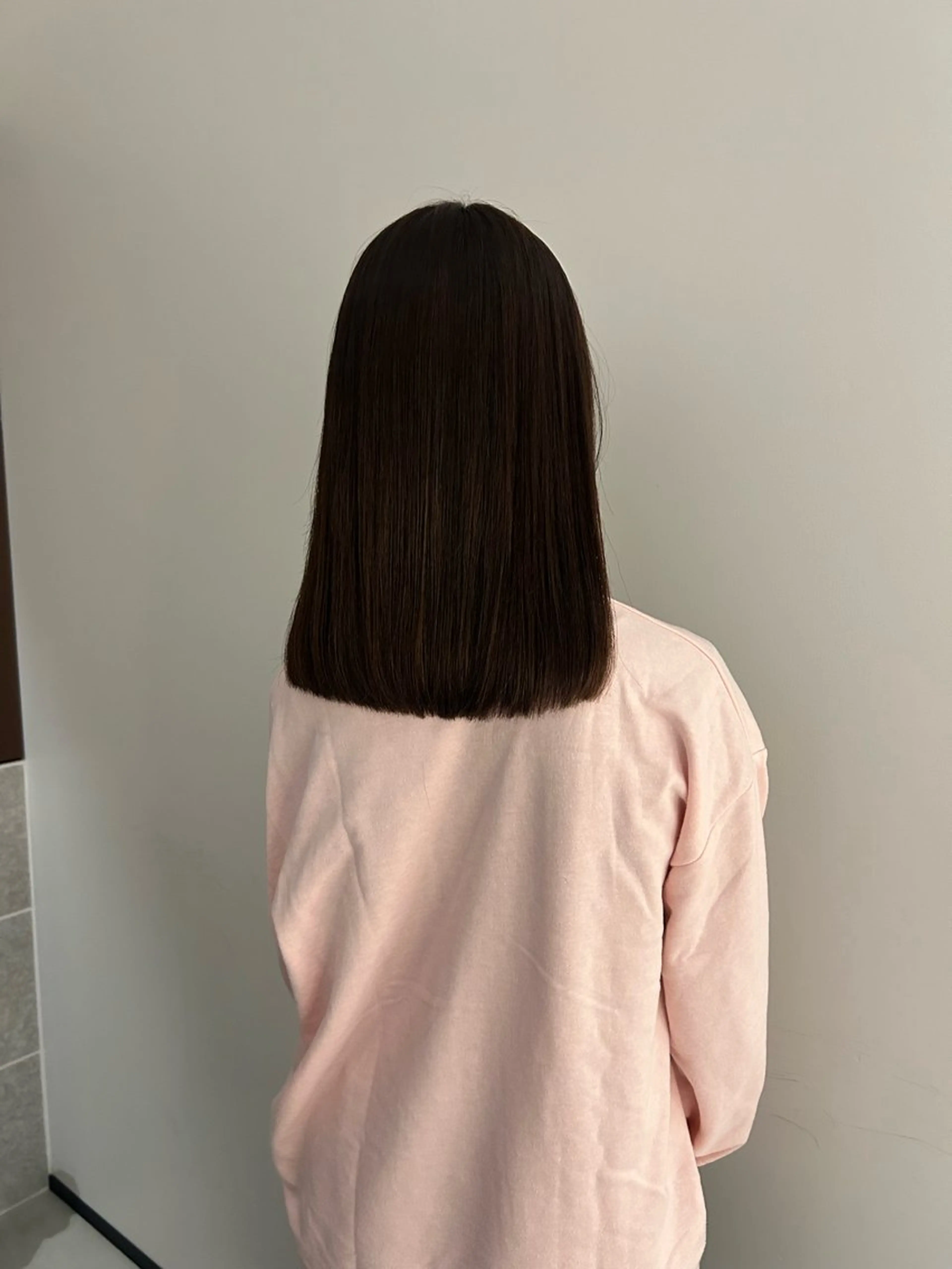 セミロング 鈴木 よつはのヘアスタイル