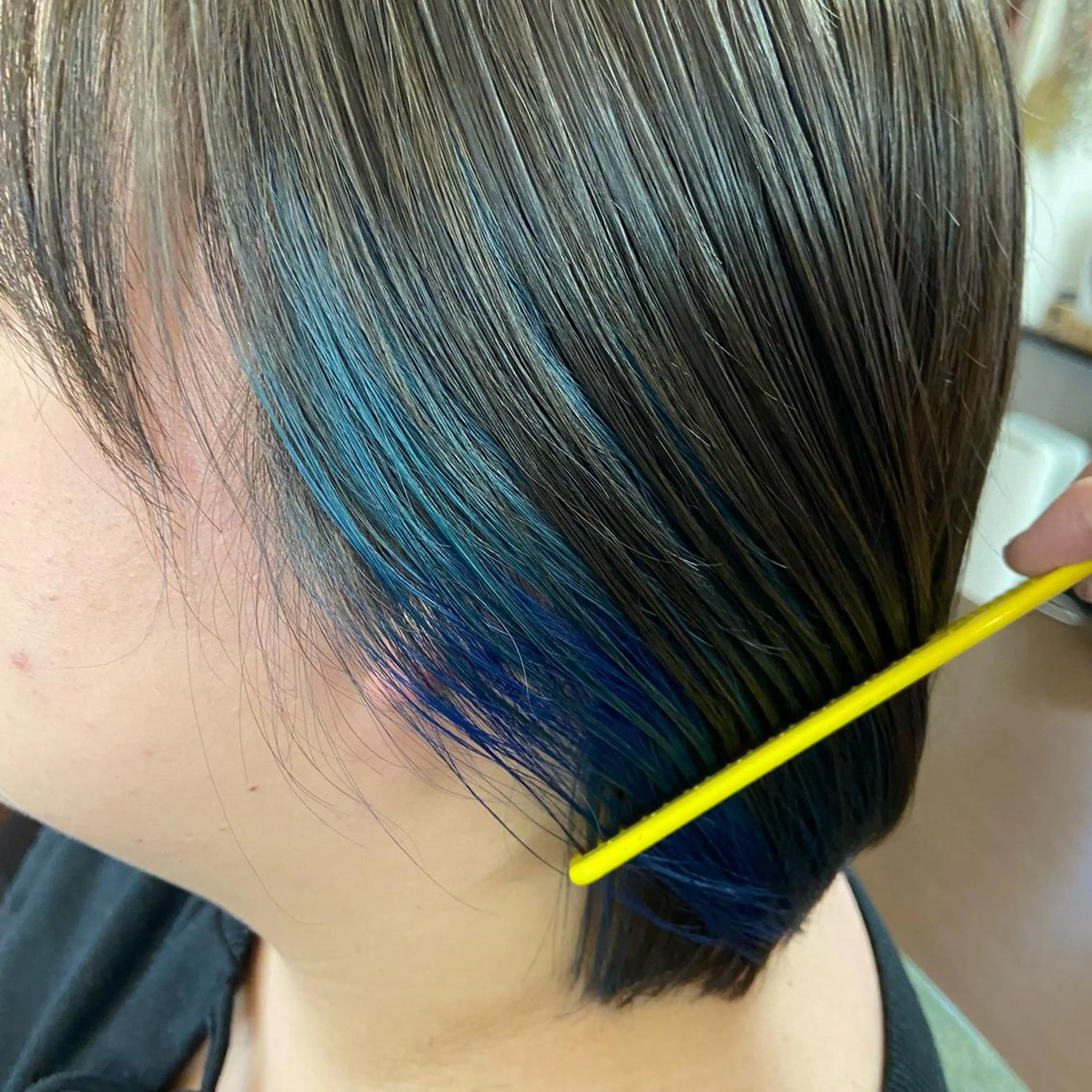 ショート カラー ブリーチ ヘアカラー インナーカラー指名 No.1菊池柊真のヘアスタイル