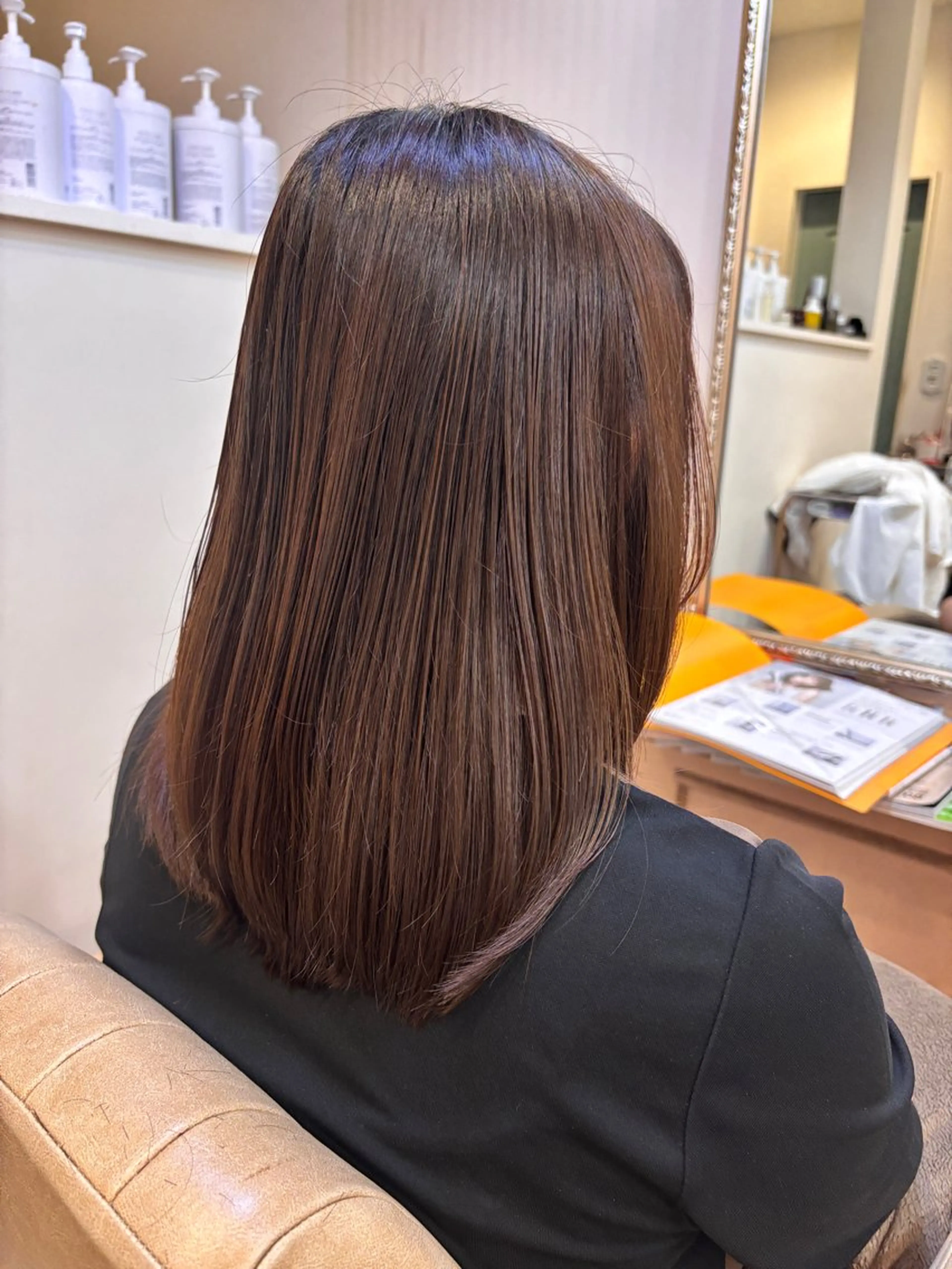 セミロング シンセティックヘアデザイン所属・吉井 愛のヘアスタイル