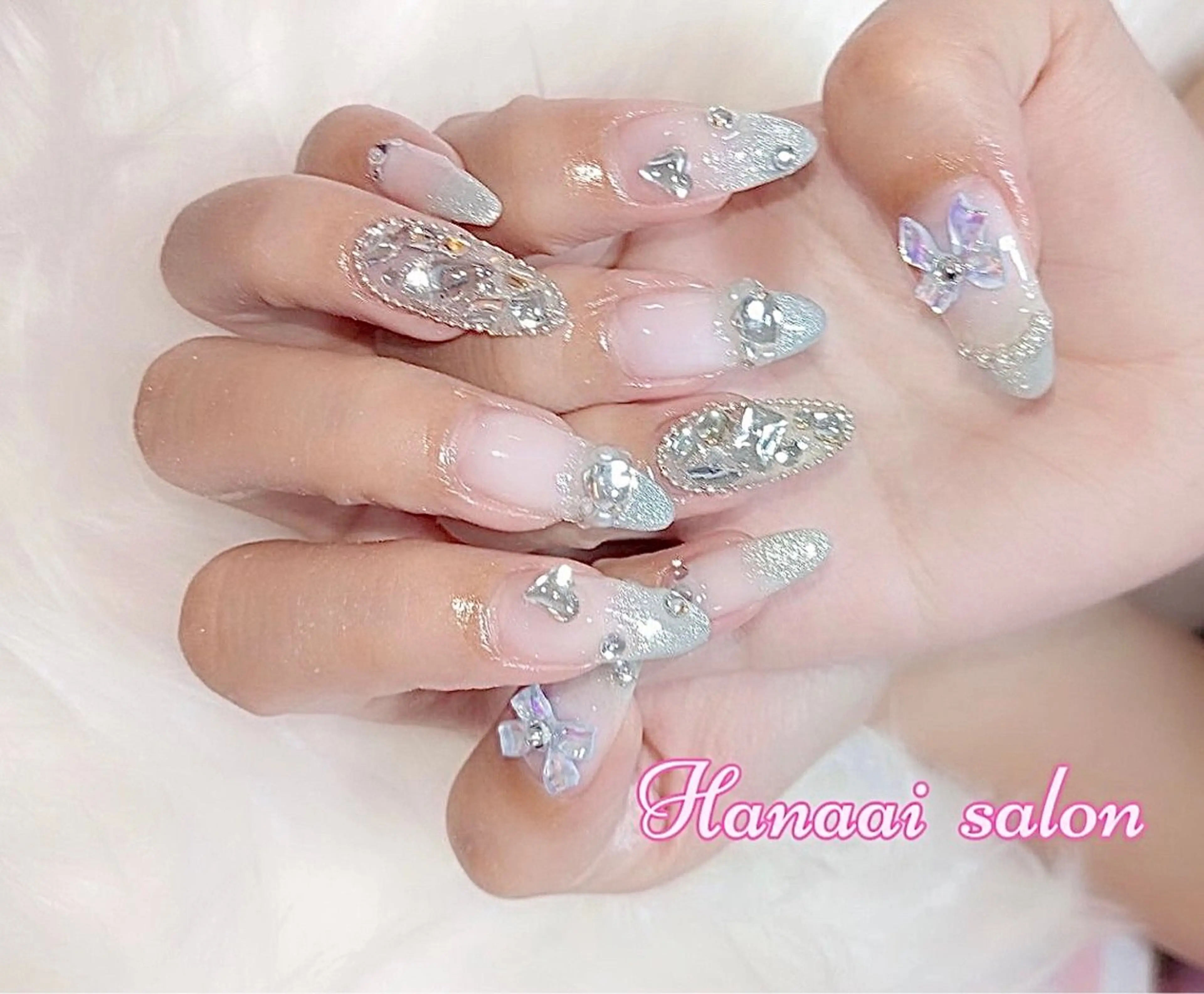 ネイル Hanaai Salon新宿店のネイルデザイン