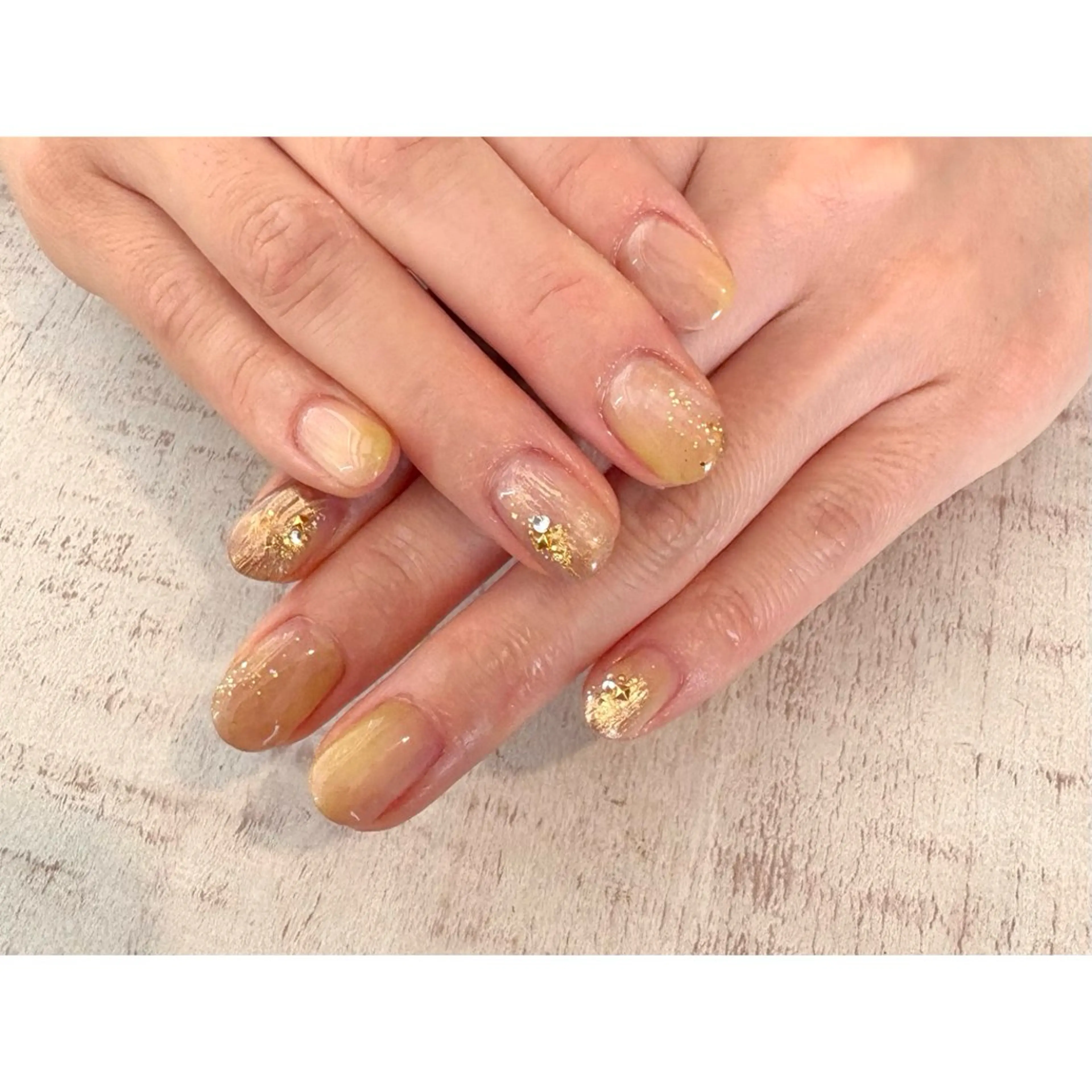 ネイル ハンドネイル 𖡼 yumenoのネイルデザイン